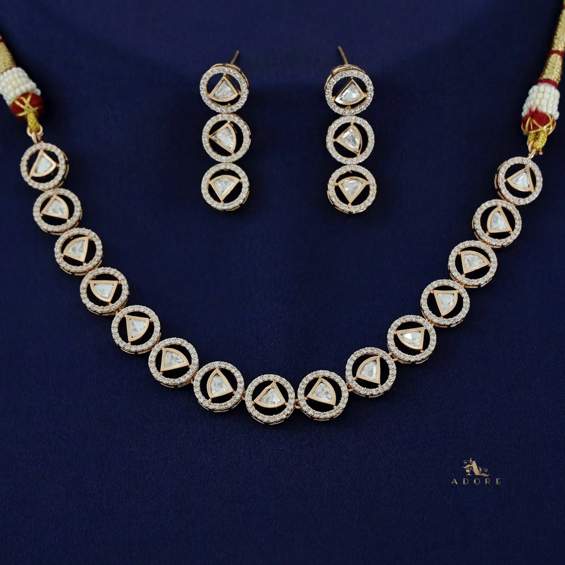 Divyathi Kundan Short Neckpiece With Earring - Image 3