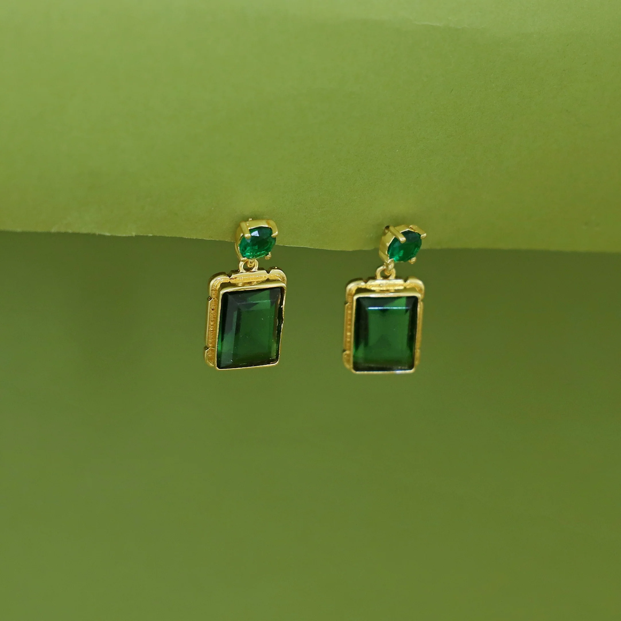 Doli Rectangle Glossy Earring - Image 2