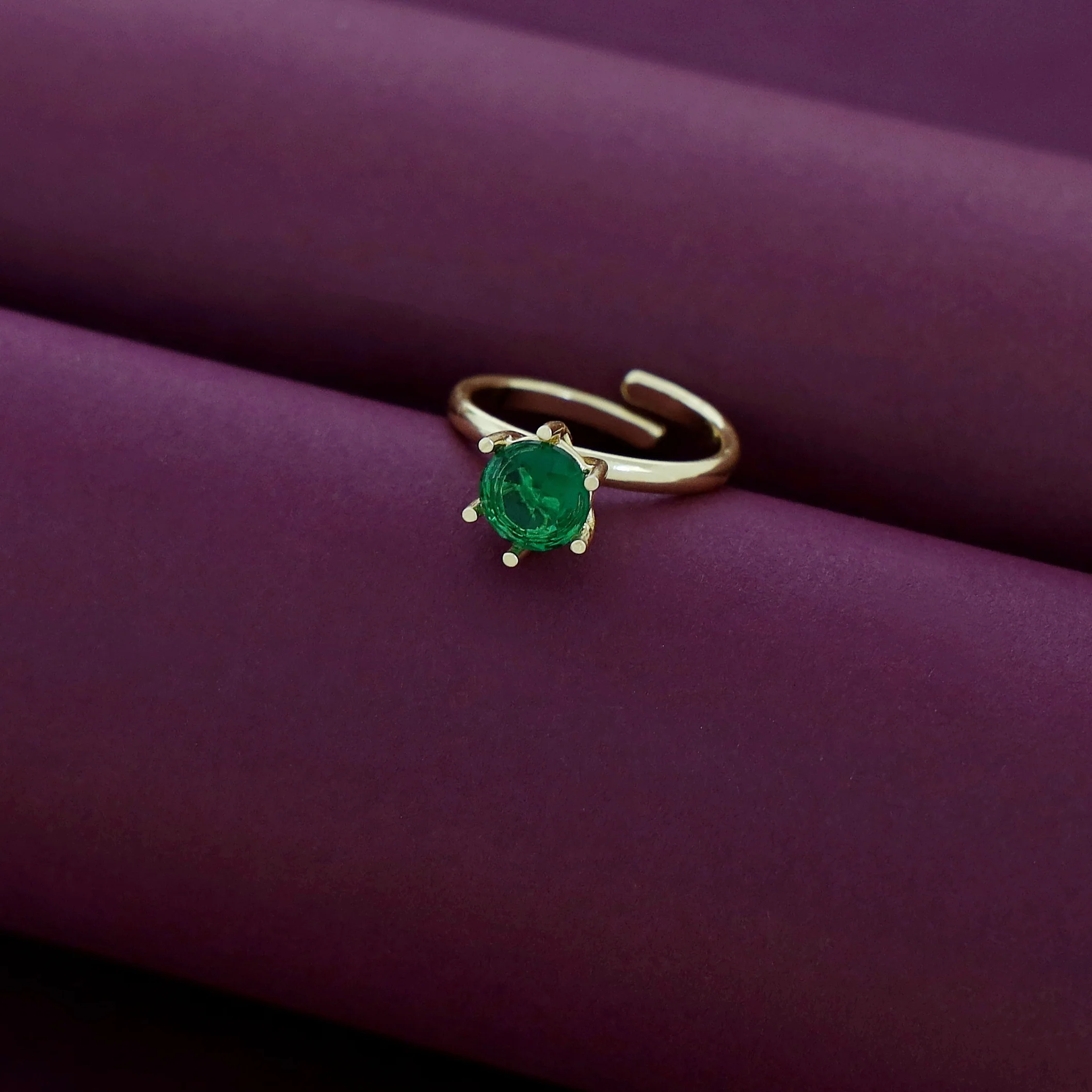 Dorothy Claw Glossy Round Ring - Image 12