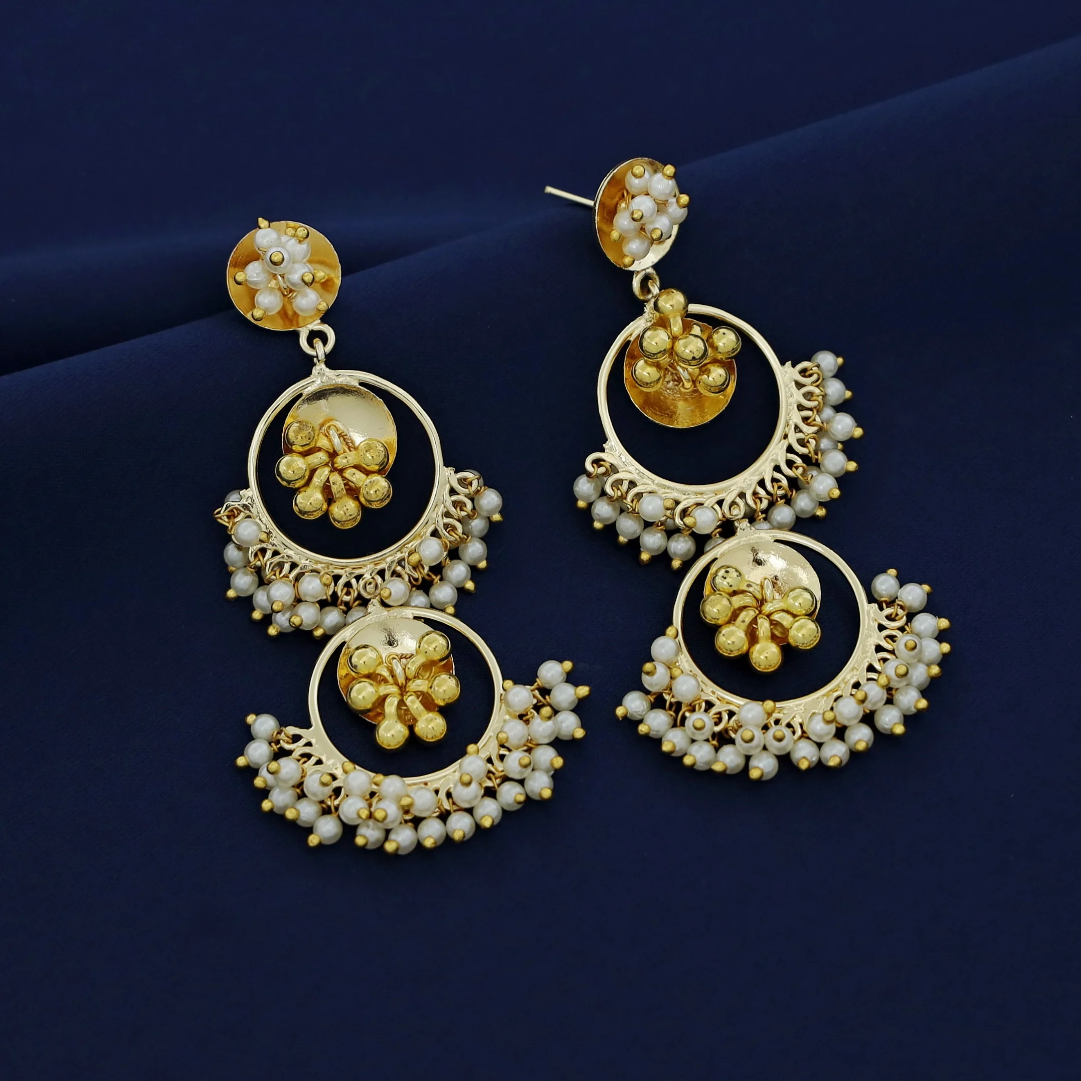 Dual Circle Ghungroo Pearl Hanging Earring - Image 4
