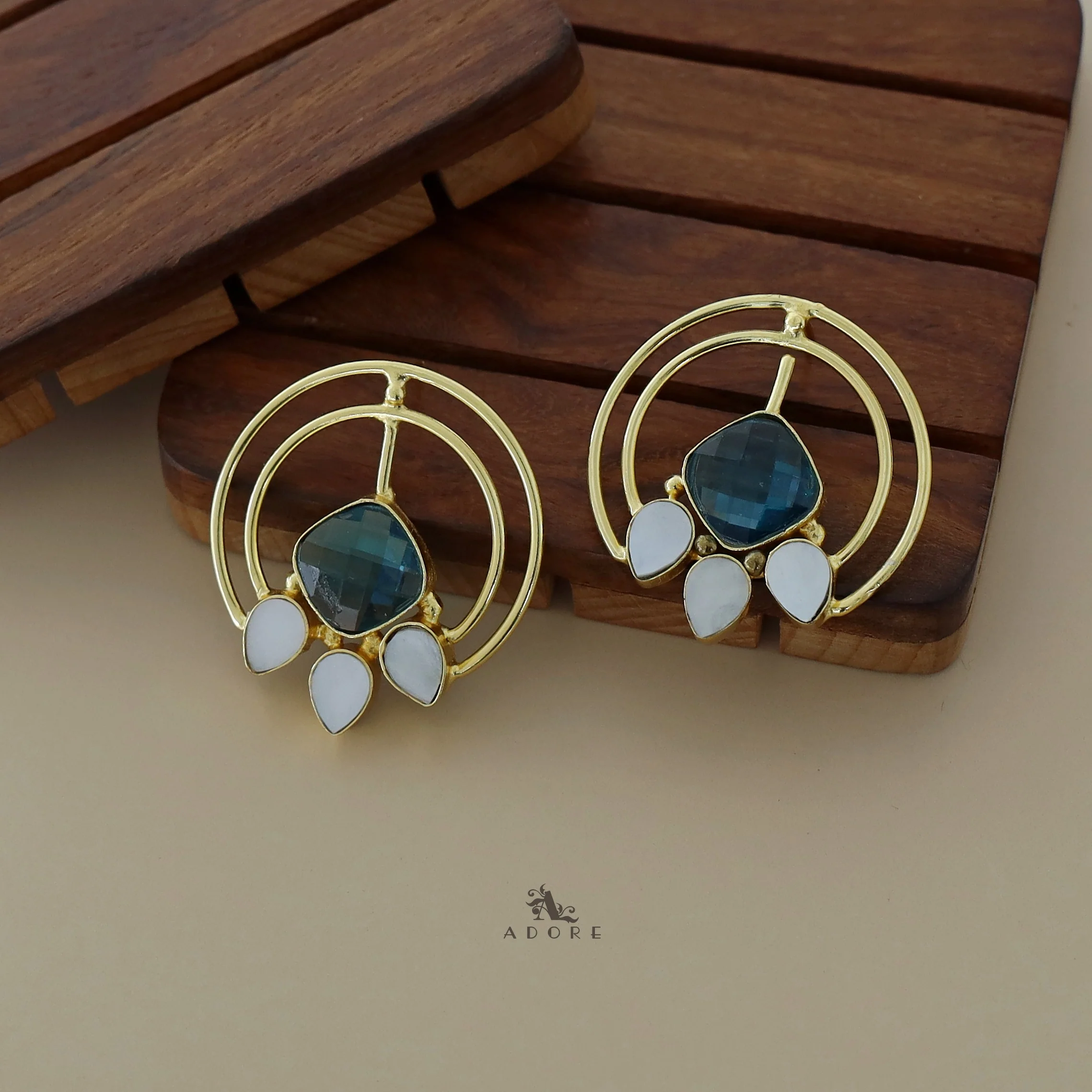 Dual Circle Tri Leaf MOP Diamond Earring - Image 4