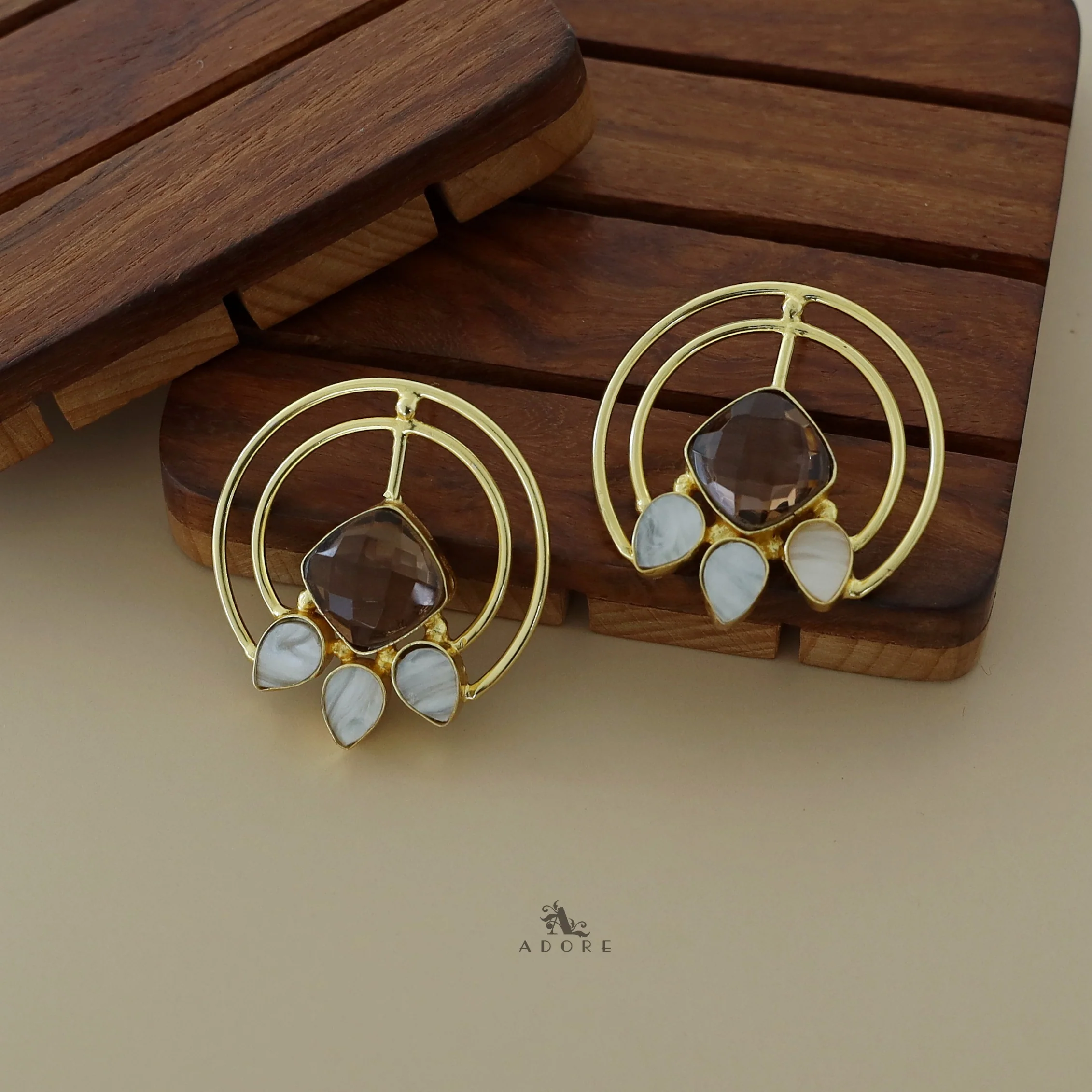 Dual Circle Tri Leaf MOP Diamond Earring - Image 7