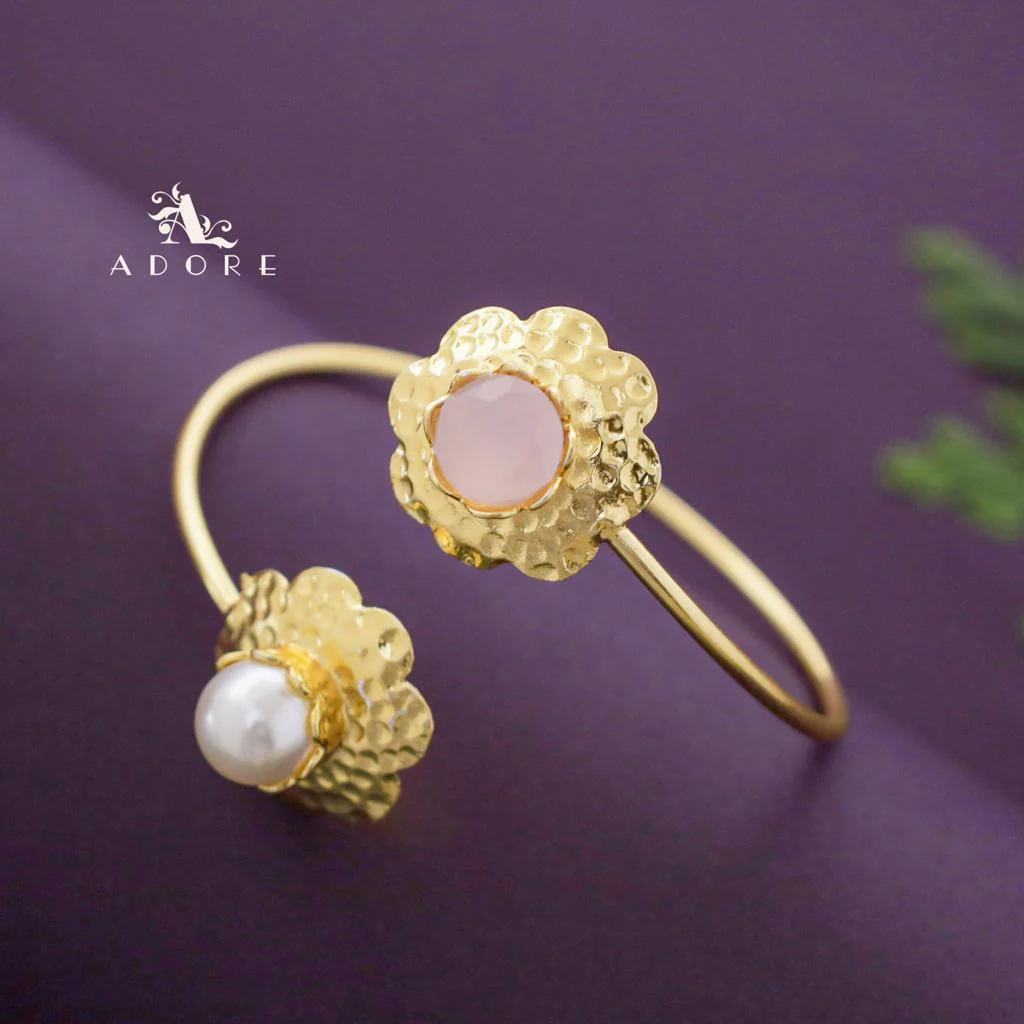 Dual Hammered Flower Glossy Bangle - Image 3