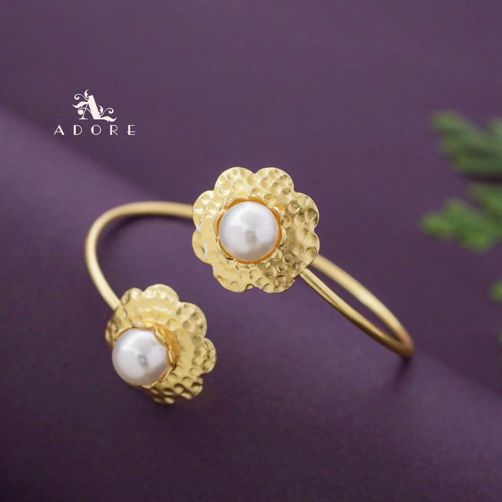Dual Hammered Flower Glossy Bangle - Image 6