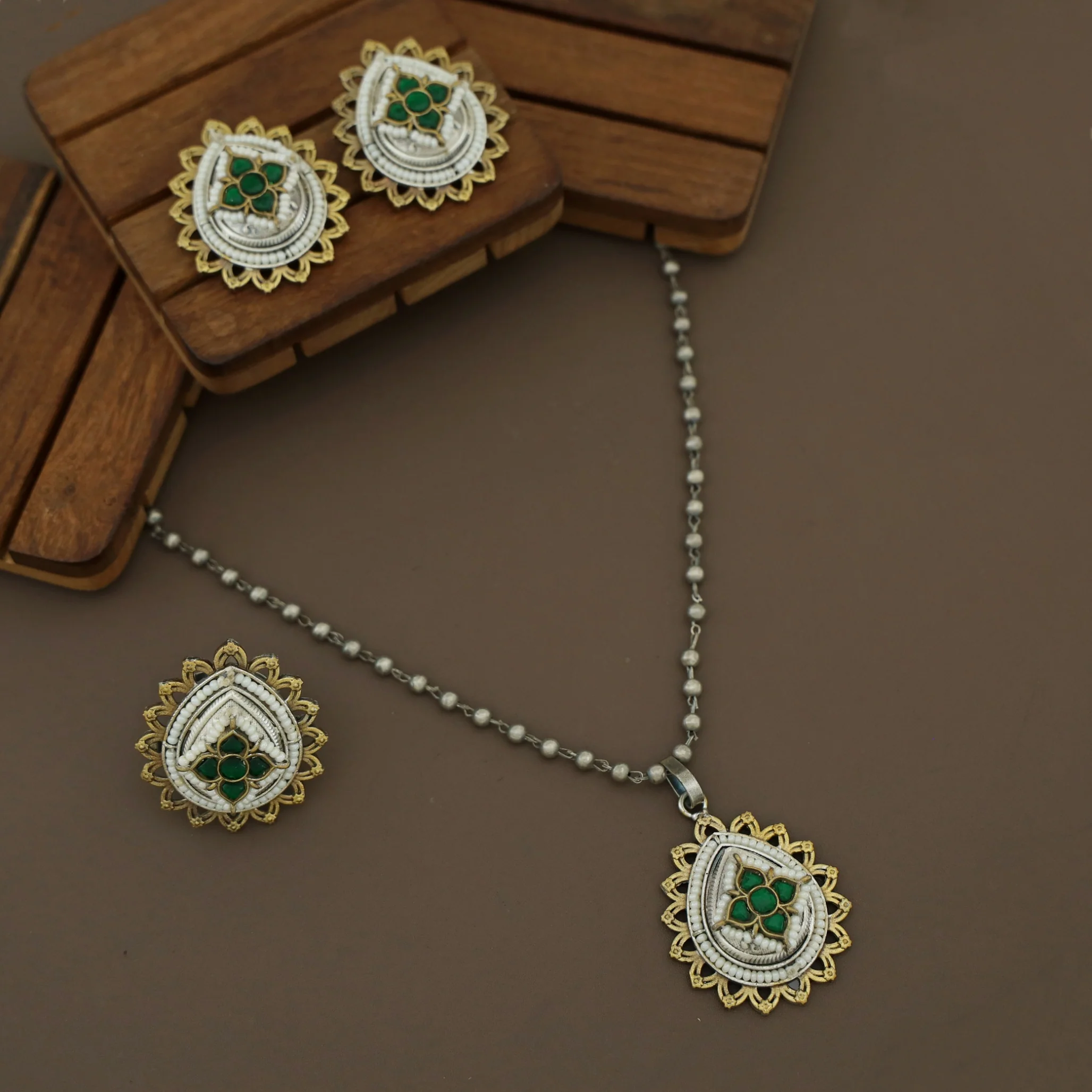 Alouis Dual Tone Drop Jadau Kundan Combo Set - Image 6