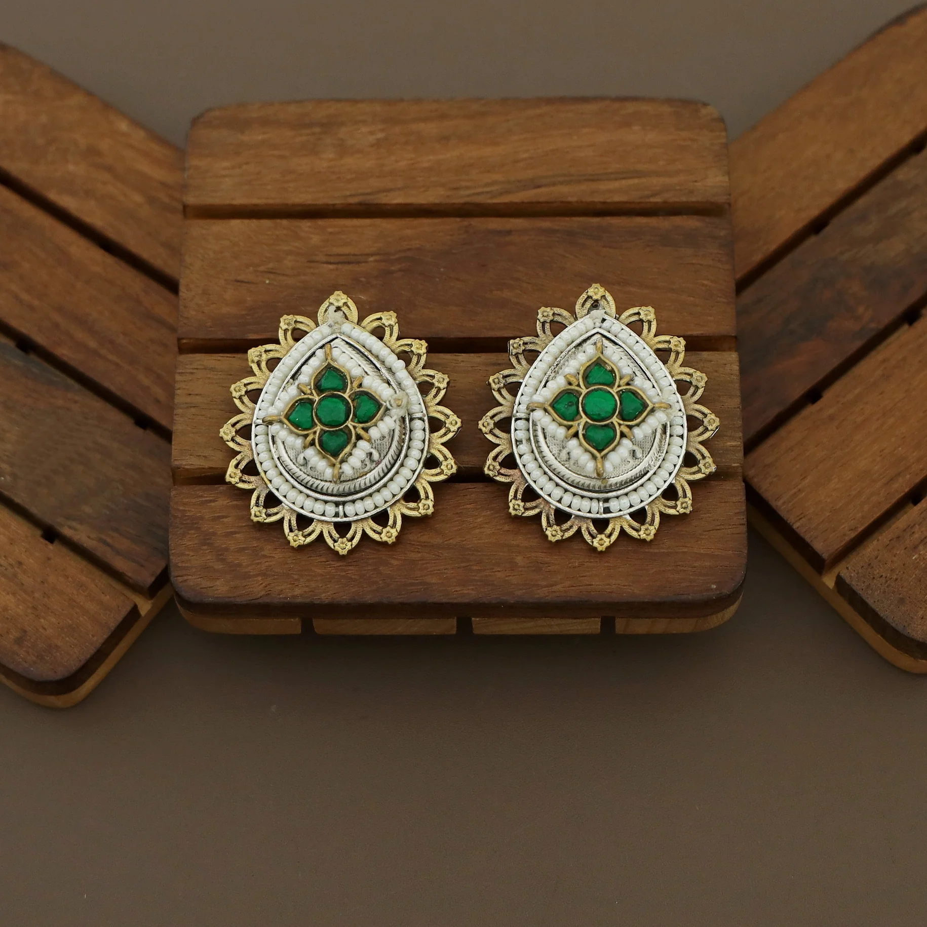 Alouis Dual Tone Drop Jadau Kundan Combo Set - Image 7