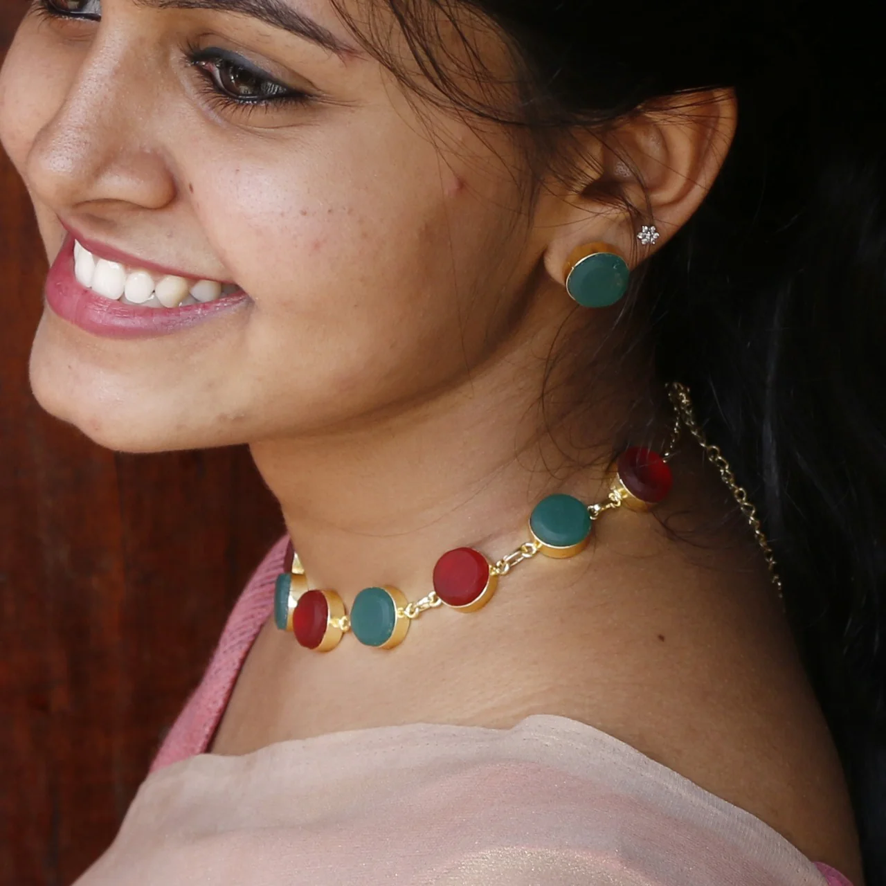 Dual Tone Neckpiece (Green + Maroon) - Image 2
