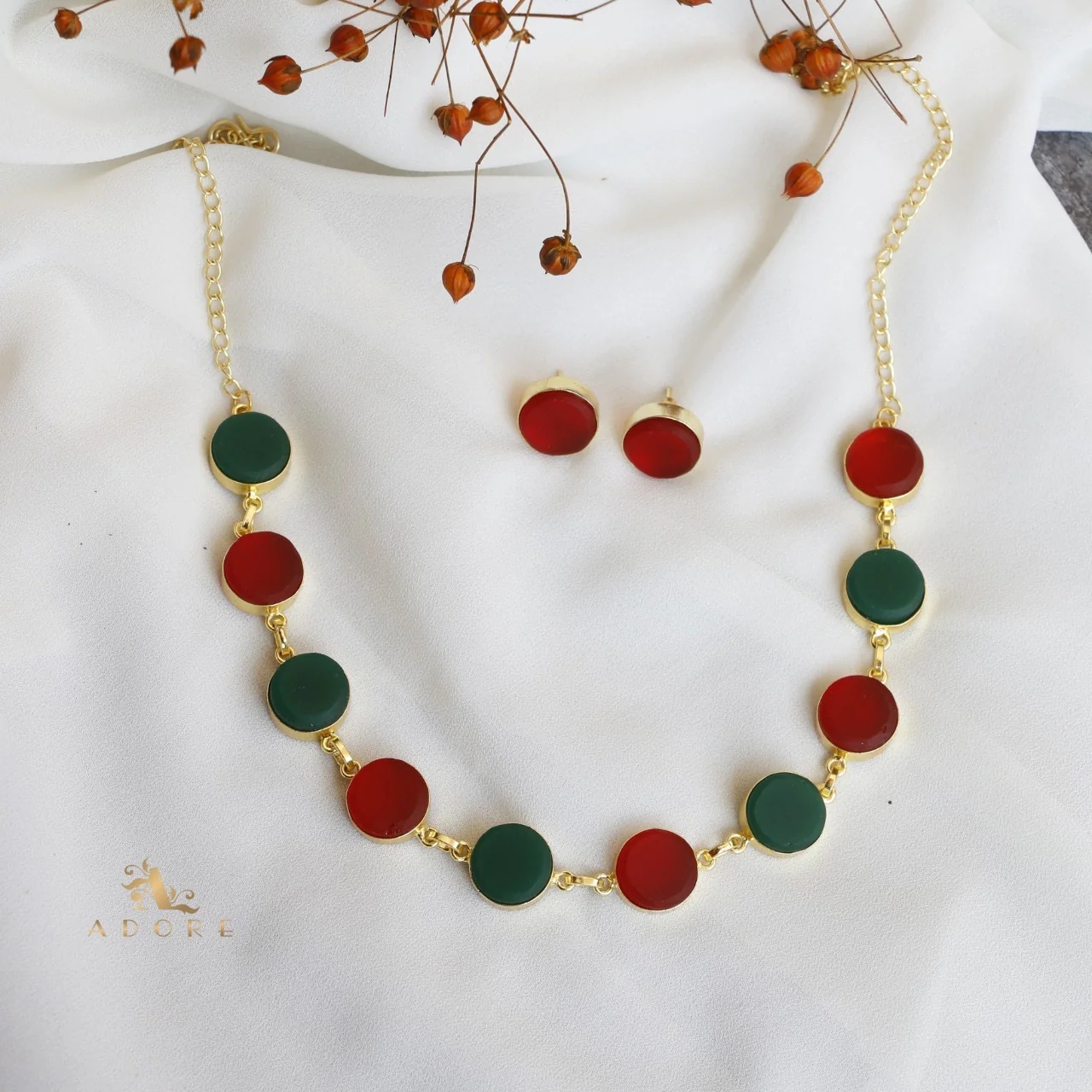 Dual Tone Neckpiece (Green + Maroon) - Image 3