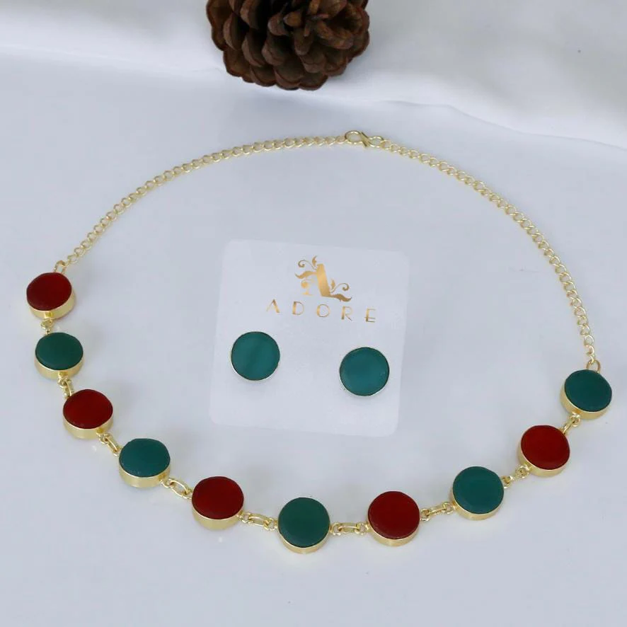 Dual Tone Neckpiece (Green + Maroon) - Image 6