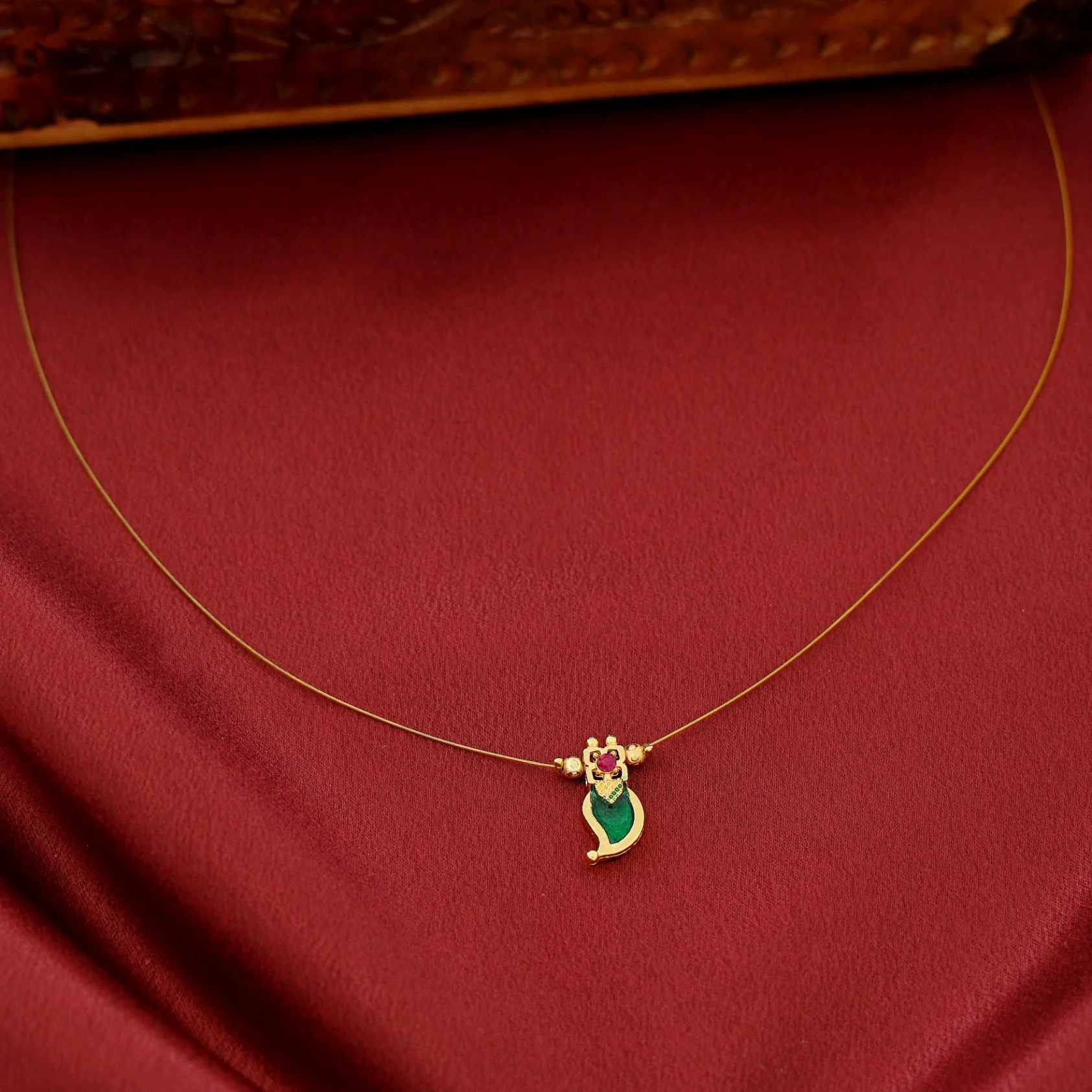 Durga Palakka String Neckpiece - Image 3