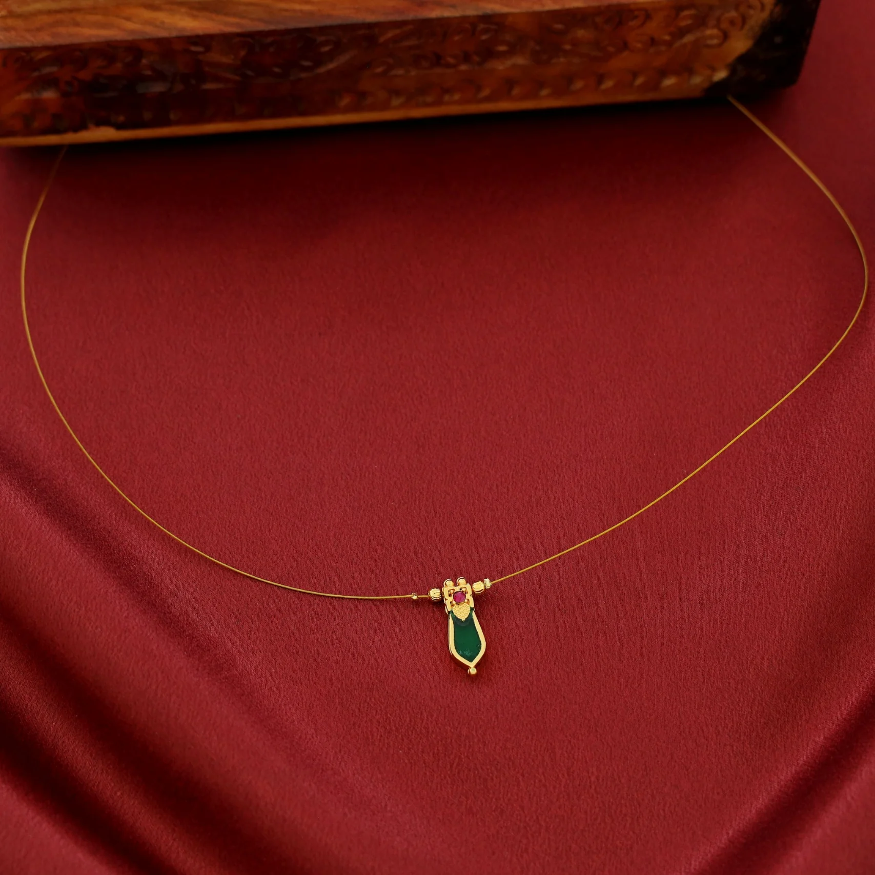 Durga Palakka String Neckpiece - Image 4