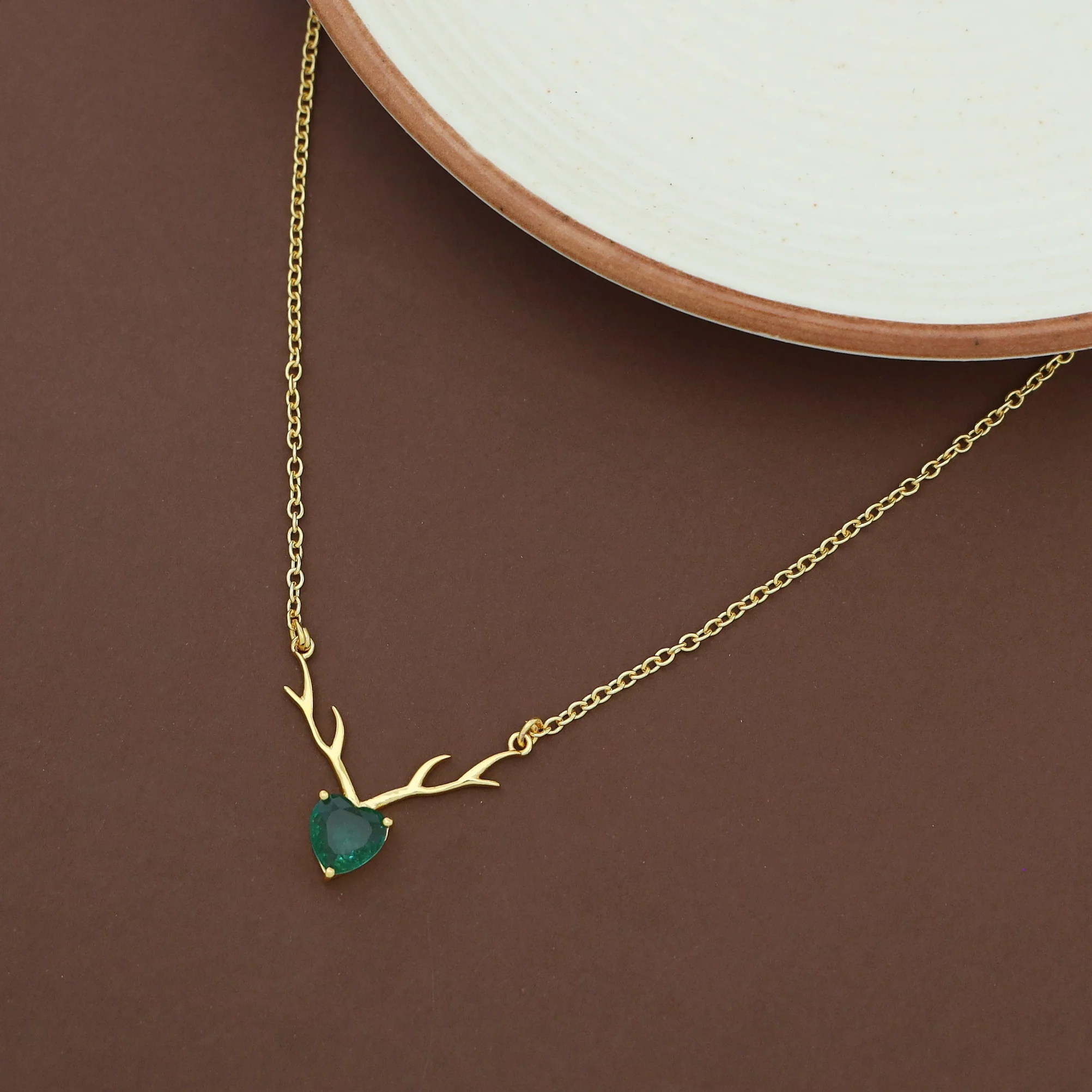 Ekansha Glossy Heart Deer Horn Neckpiece - Image 12