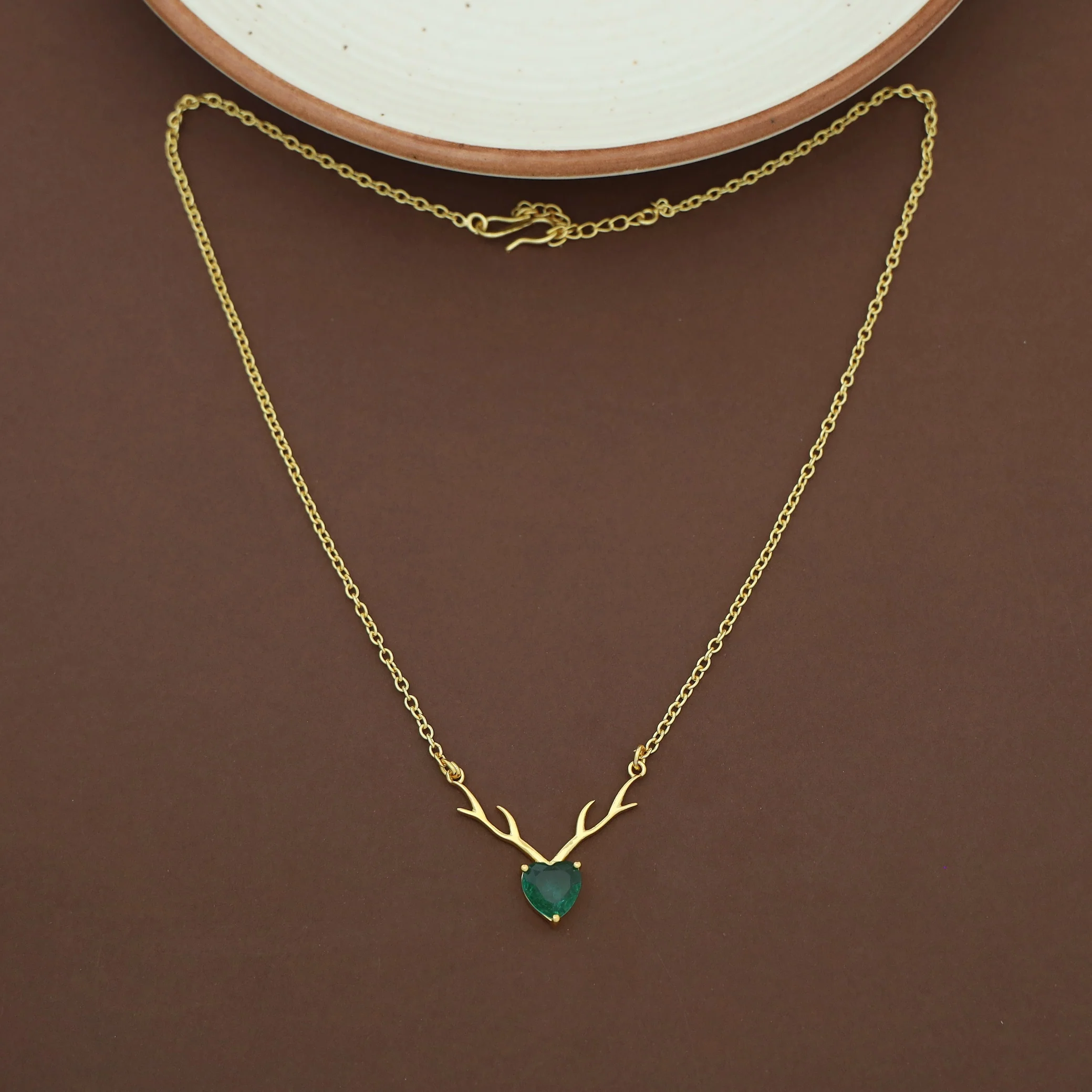 Ekansha Glossy Heart Deer Horn Neckpiece - Image 13
