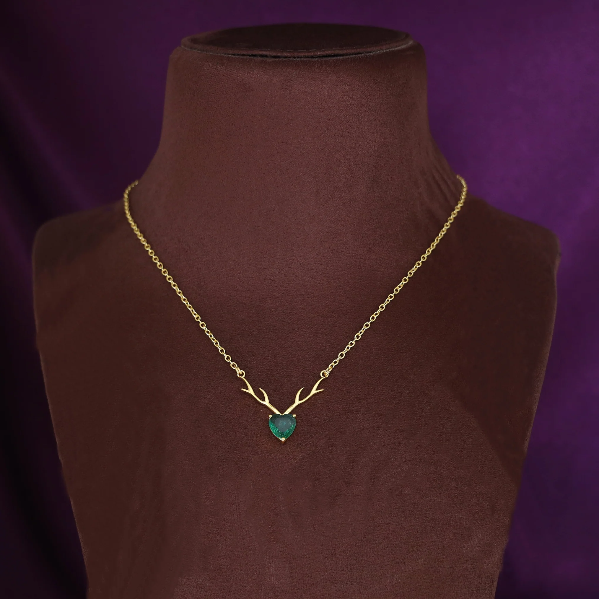Ekansha Glossy Heart Deer Horn Neckpiece - Image 14