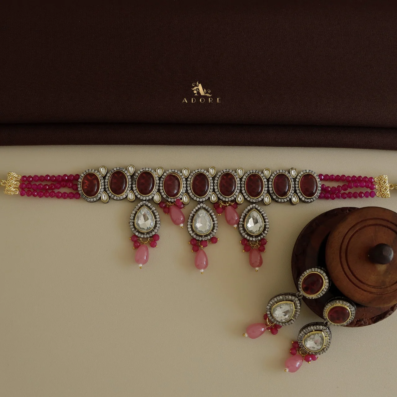 Ekashi Kundan Choker With Earring - Image 5