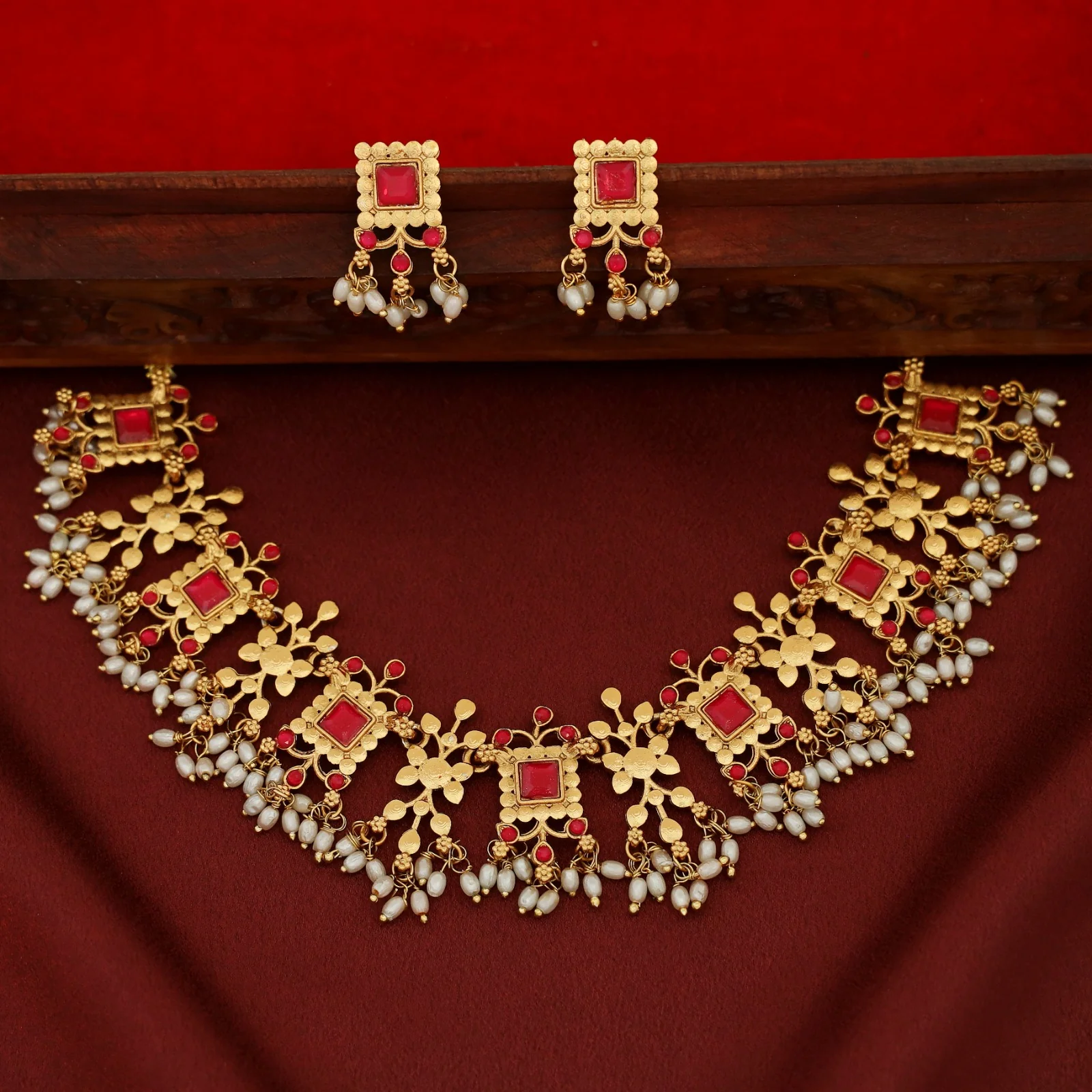 Ekisha Square Cluster Golden Bead Rice Pearl Short Neckpiece With Earring - Image 2