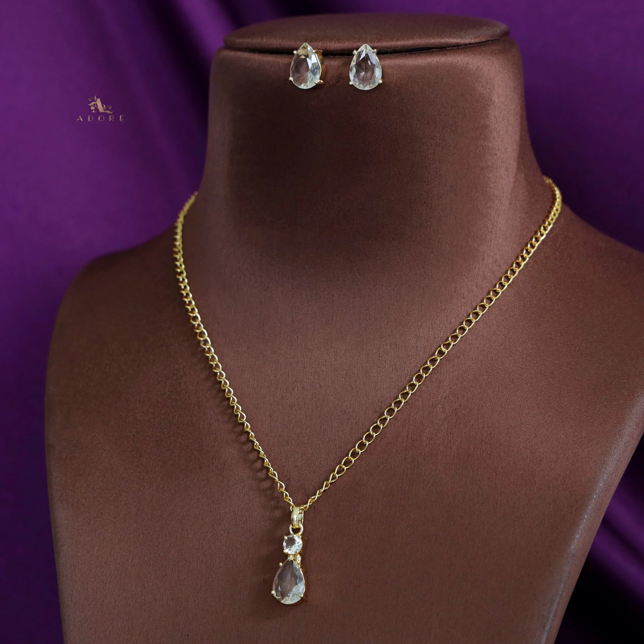 Elara Glossy Claw Round Drop Short Neckpiece with Stud - Image 6