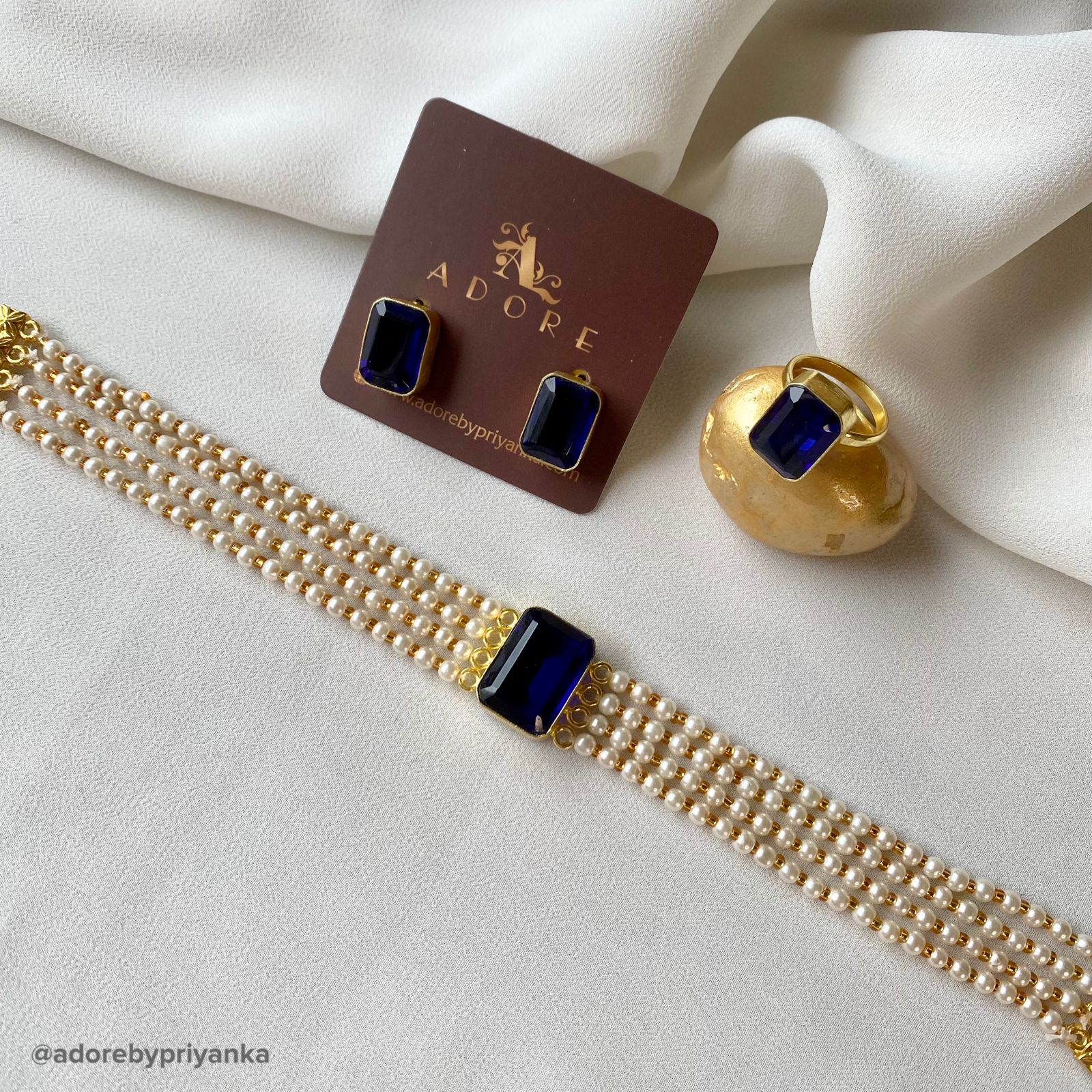 Elegant Pearl Choker Combo Set - Image 11