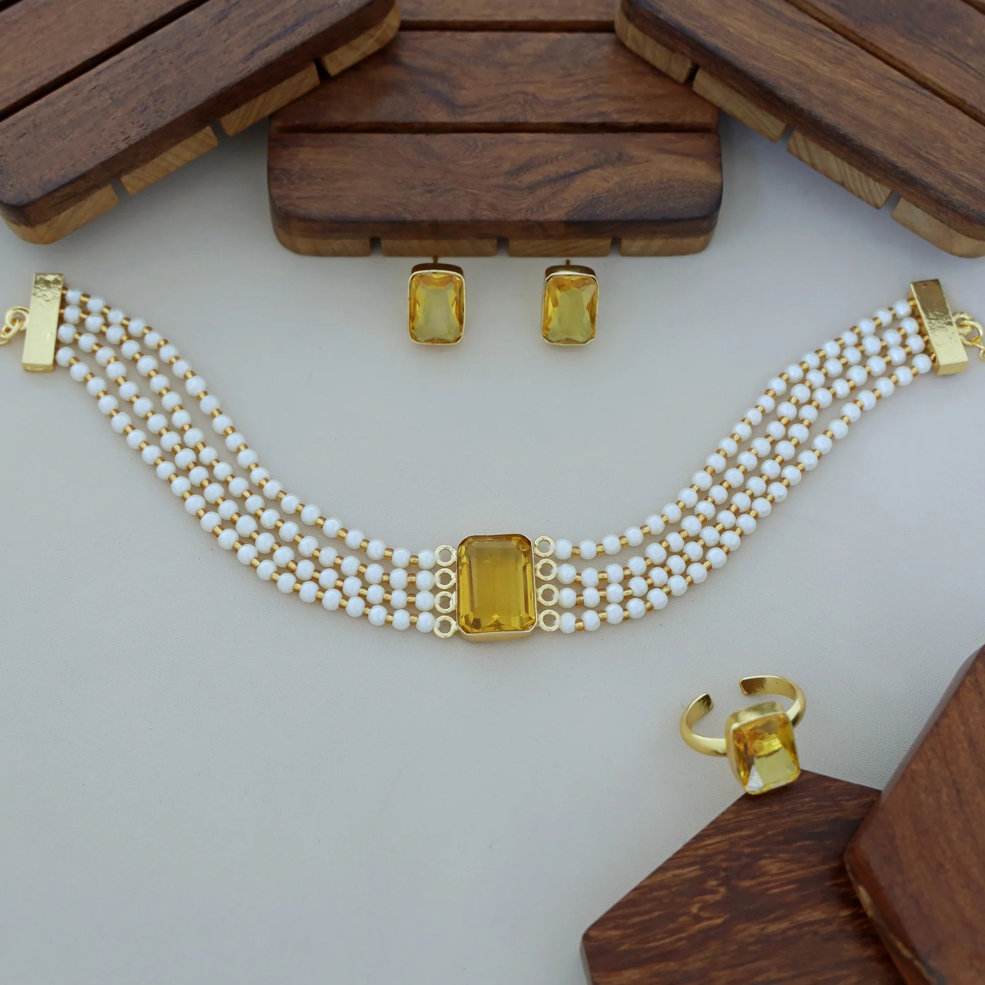 Elegant Pearl Choker Combo Set - Image 4