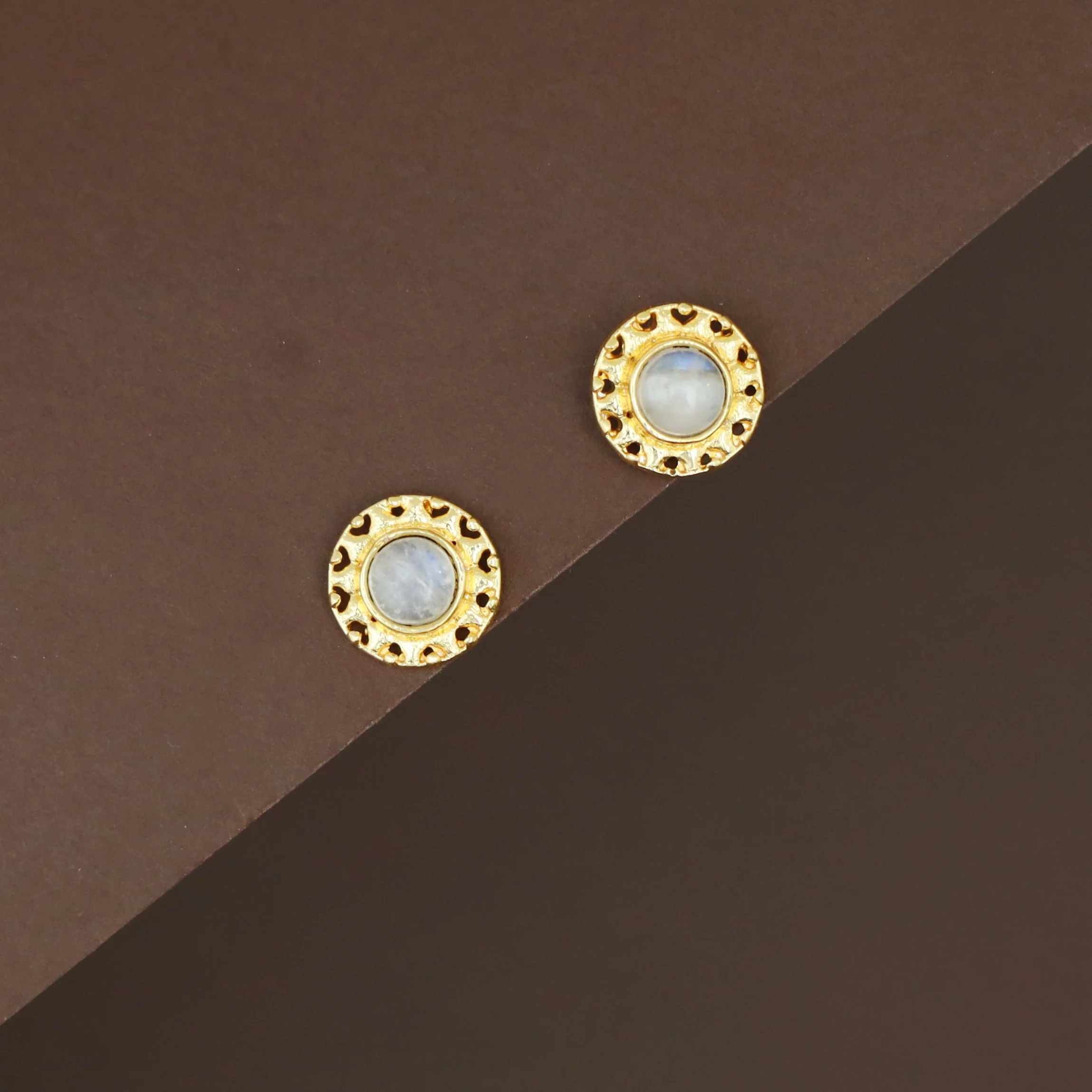Elettra Golden Circle Glossy + Raw Stone Stud - Image 4