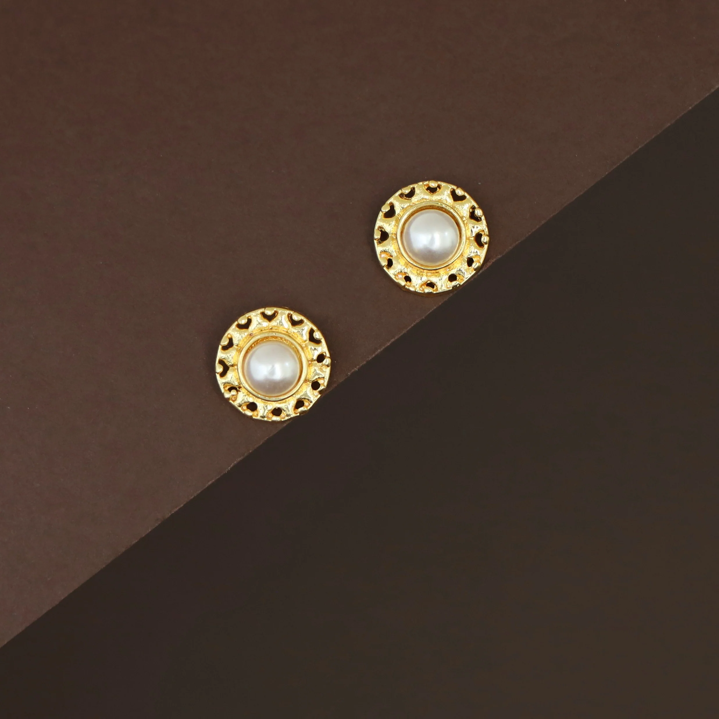 Elettra Golden Circle Glossy + Raw Stone Stud - Image 8