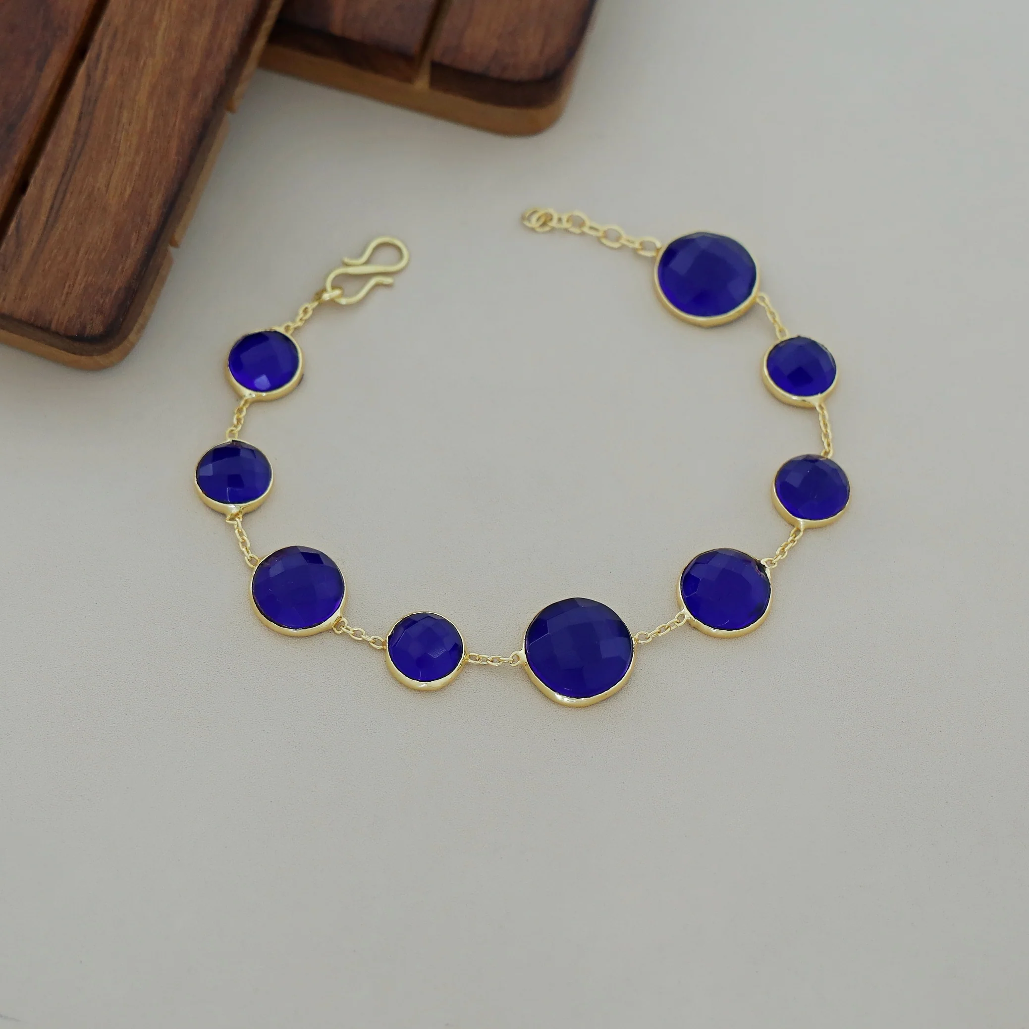 Elise Golden Glossy Bracelet - Image 3