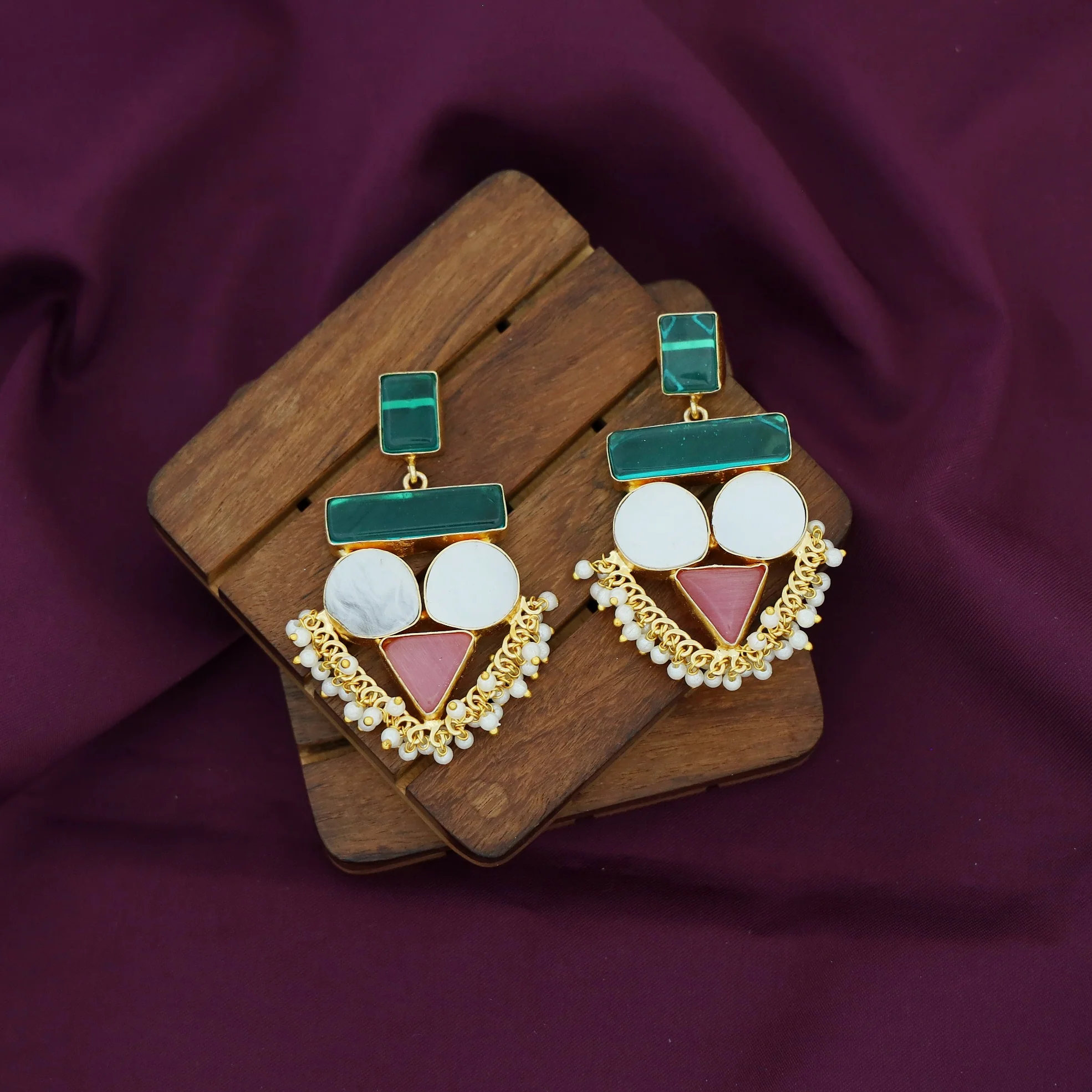 Elite Royal MOP Earring - Image 11