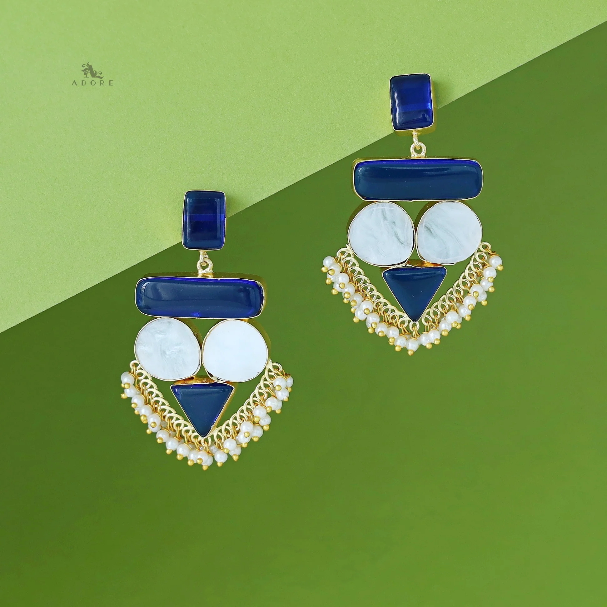 Elite Royal MOP Earring - Image 2