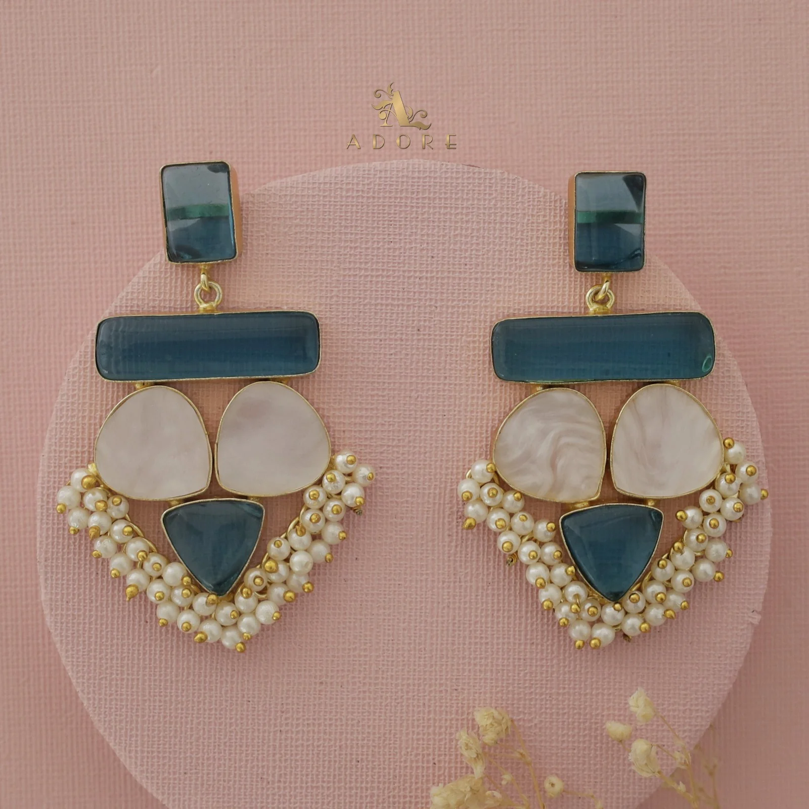 Elite Royal MOP Earring - Image 25