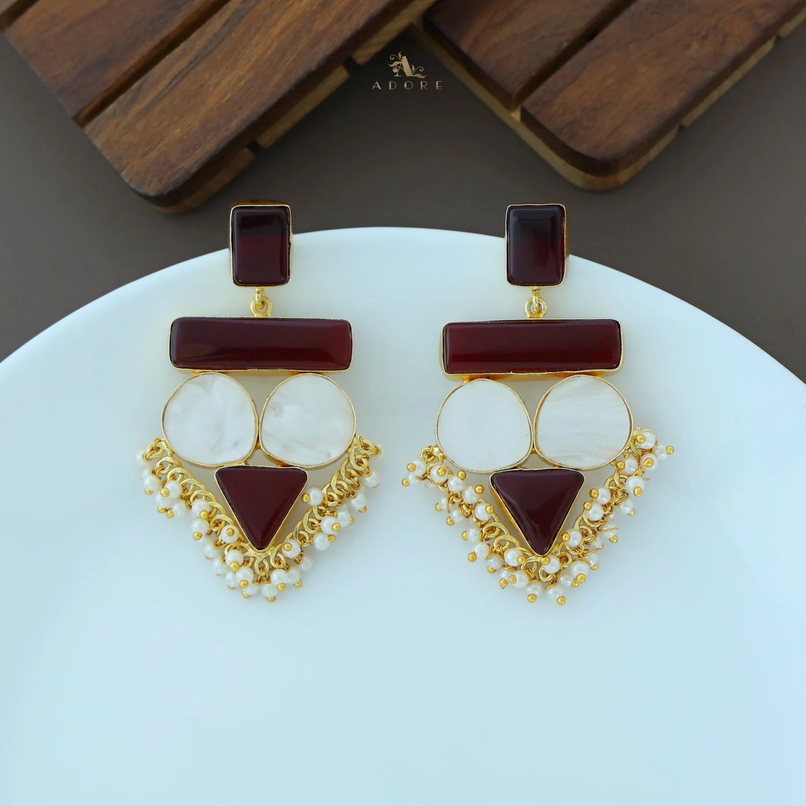 Elite Royal MOP Earring - Image 3