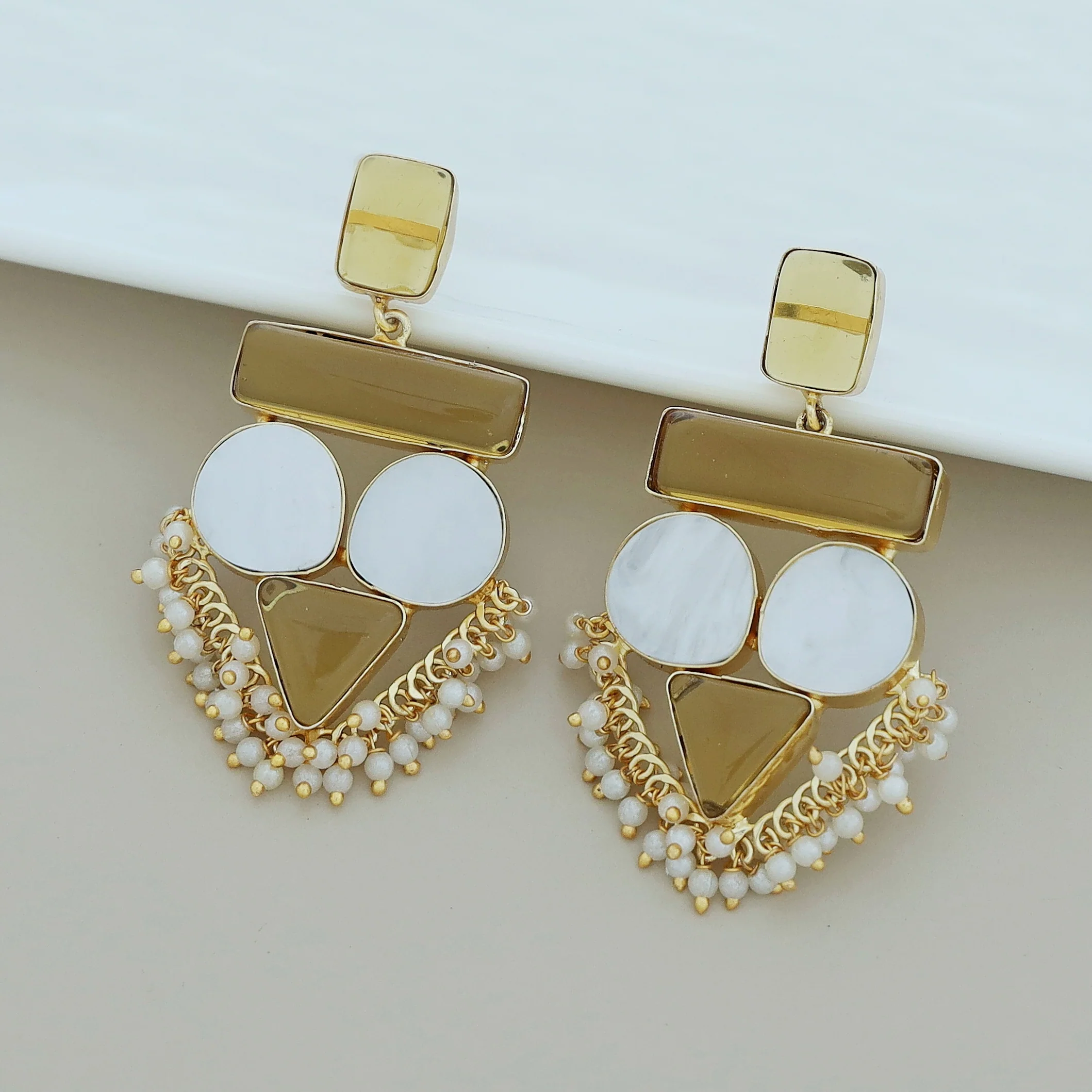 Elite Royal MOP Earring - Image 40