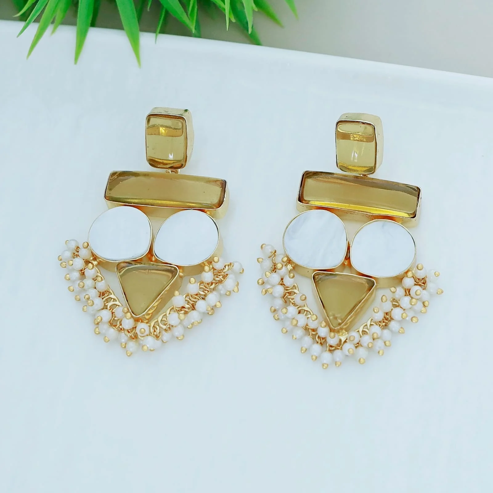 Elite Royal MOP Earring - Image 44