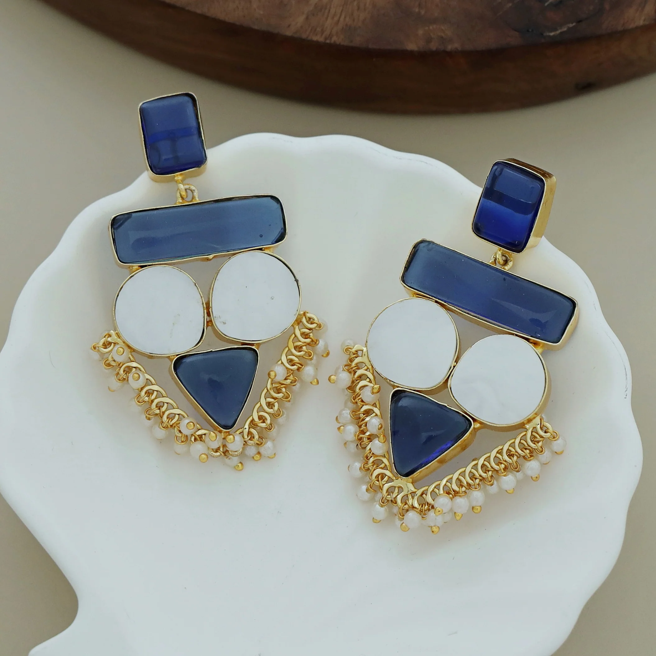 Elite Royal MOP Earring - Image 45