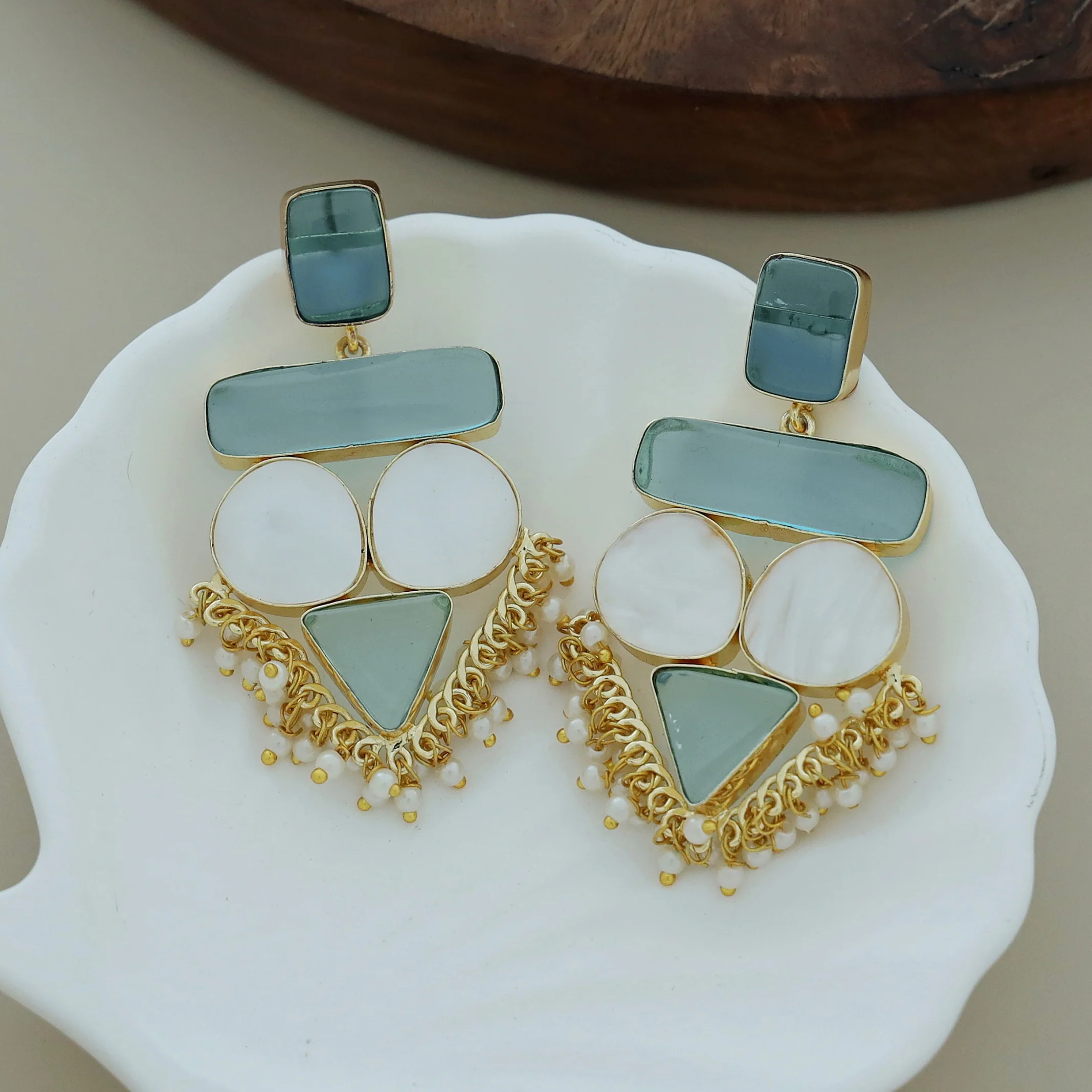Elite Royal MOP Earring - Image 49