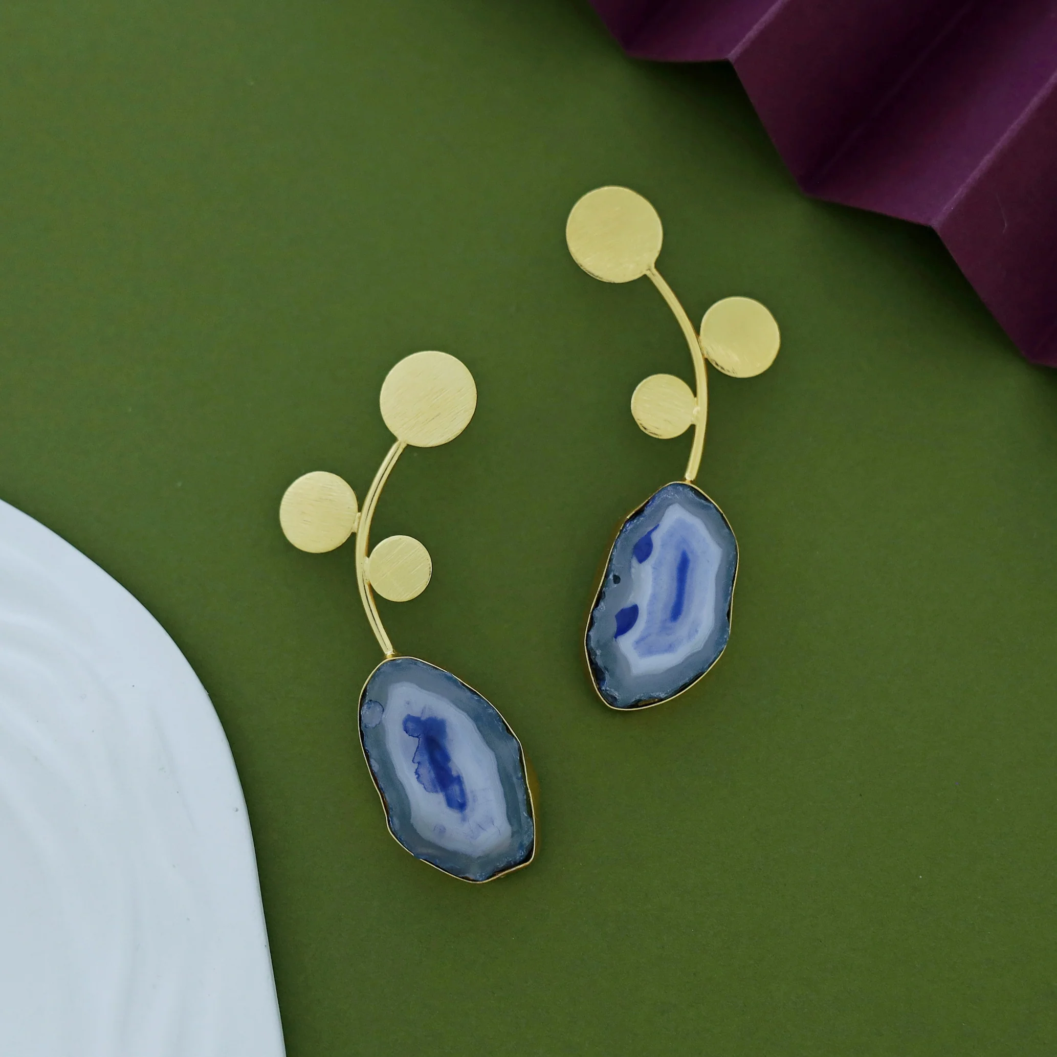 Ella Textured Tri Circle Leaf Agate Earring - Image 7
