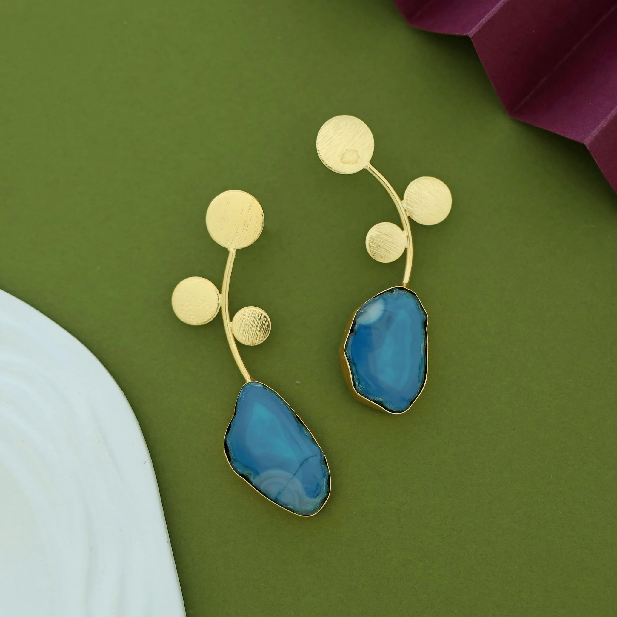 Ella Textured Tri Circle Leaf Agate Earring - Image 9