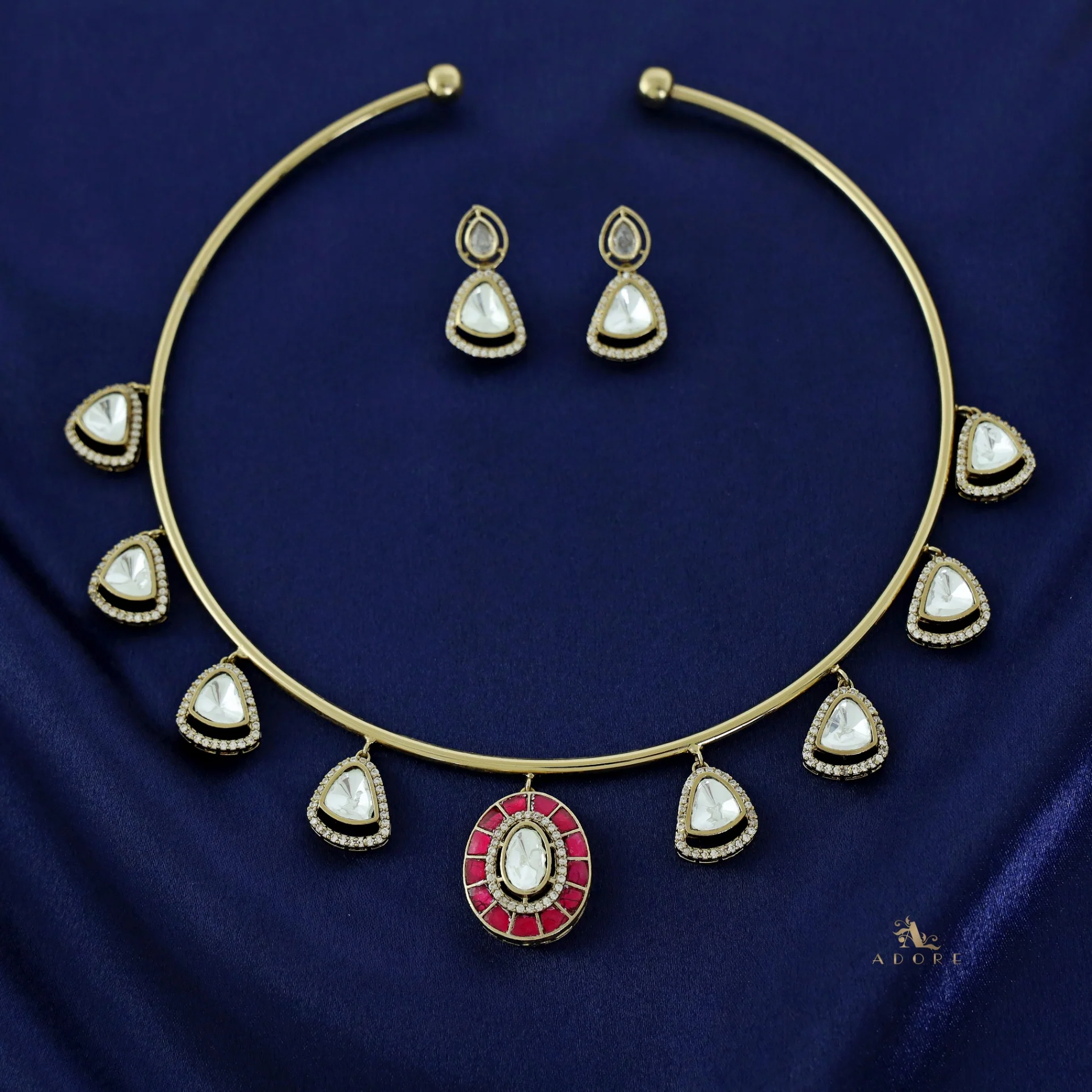 Elliey Oval Jadau kundan Stone Neck Cuff With Earring - Image 8