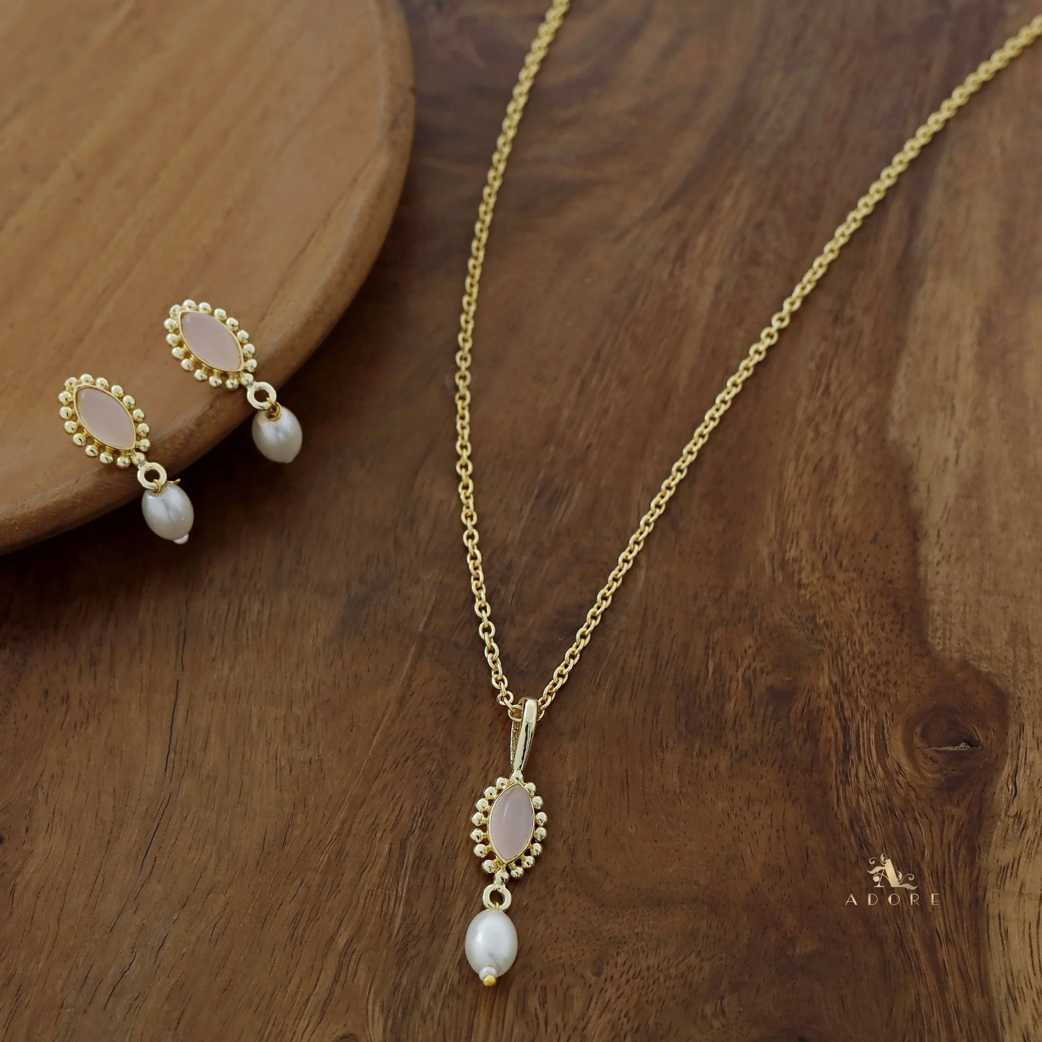 Eloise Glossy Stone Pearl Neckpiece With Earring - Image 5