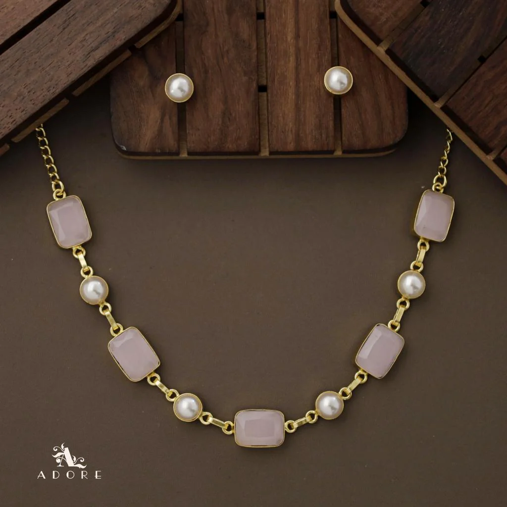 Elvire Glossy Rectangle Pearl Choker/Short Neckpiece With Stud - Image 14