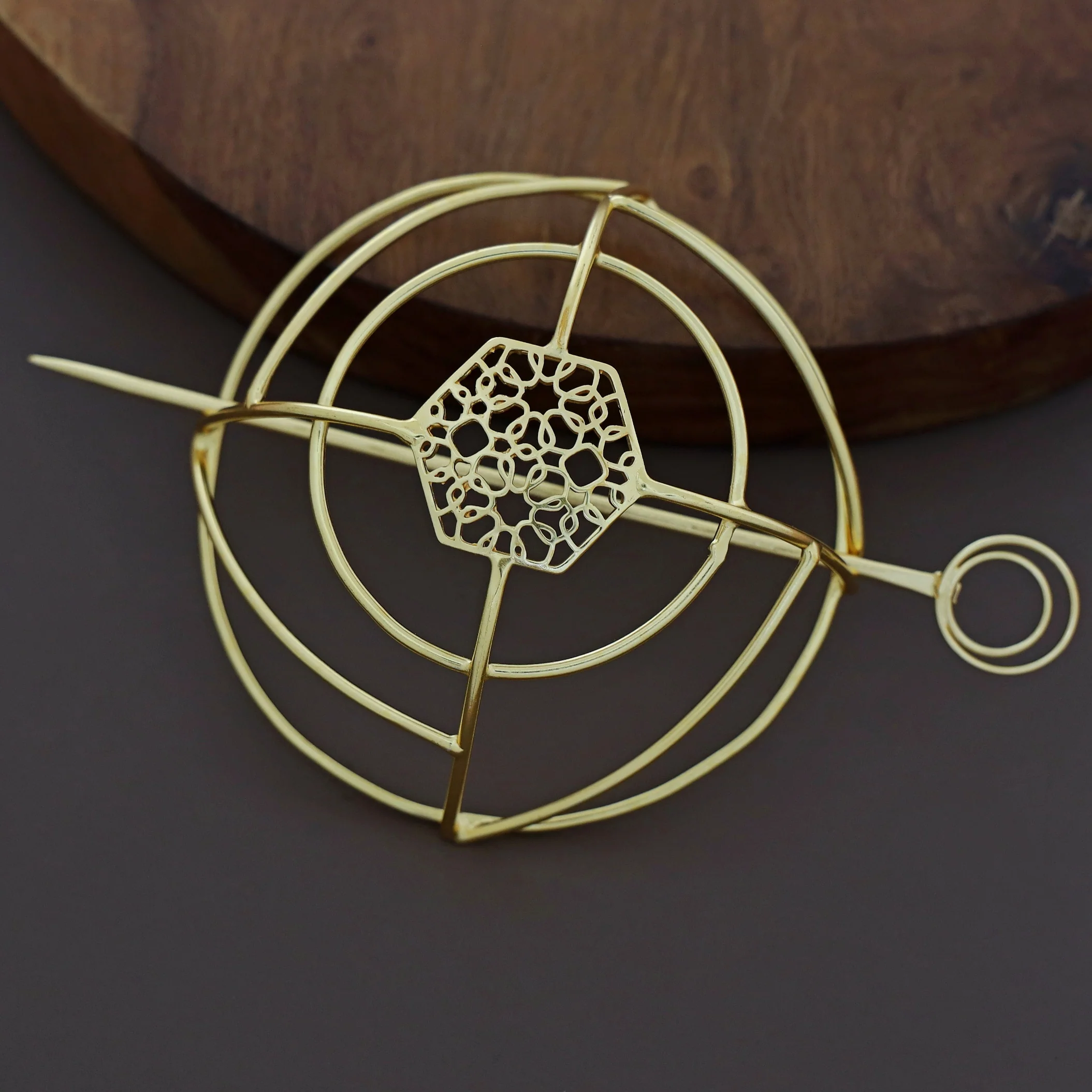 Emerie Golden Hair Bun Cage With Stick - Image 13