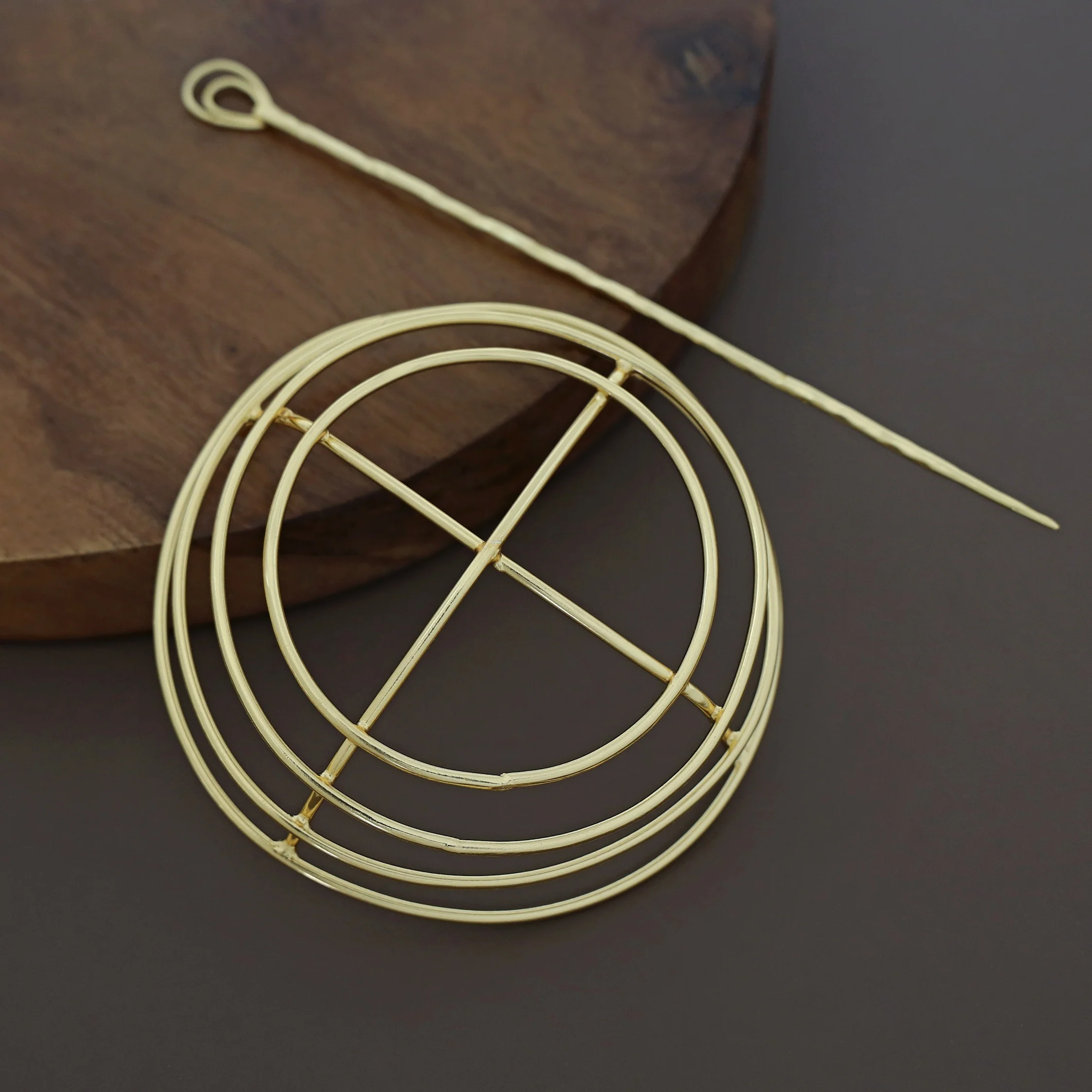 Emerie Golden Hair Bun Cage With Stick - Image 7