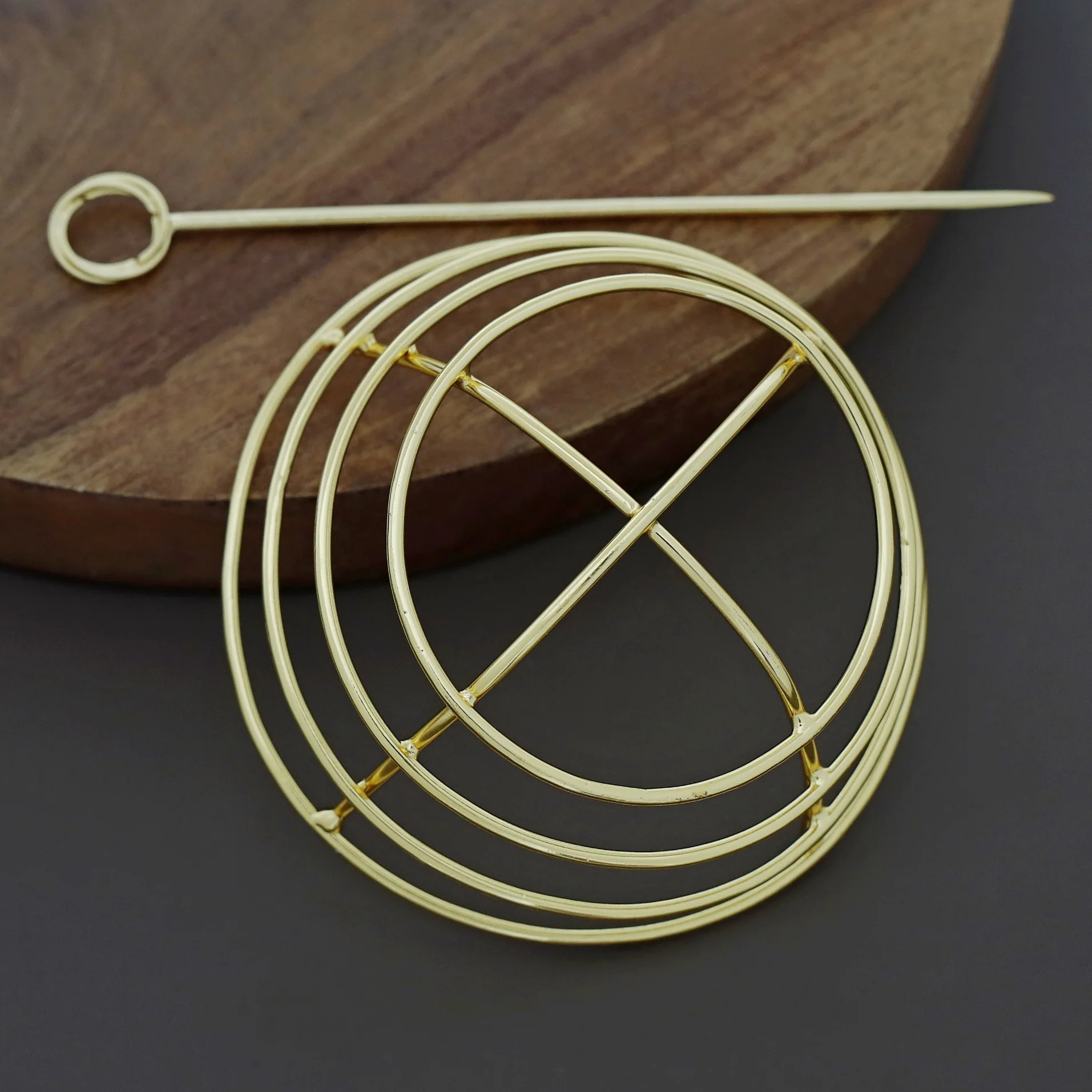 Emerie Golden Hair Bun Cage With Stick - Image 8