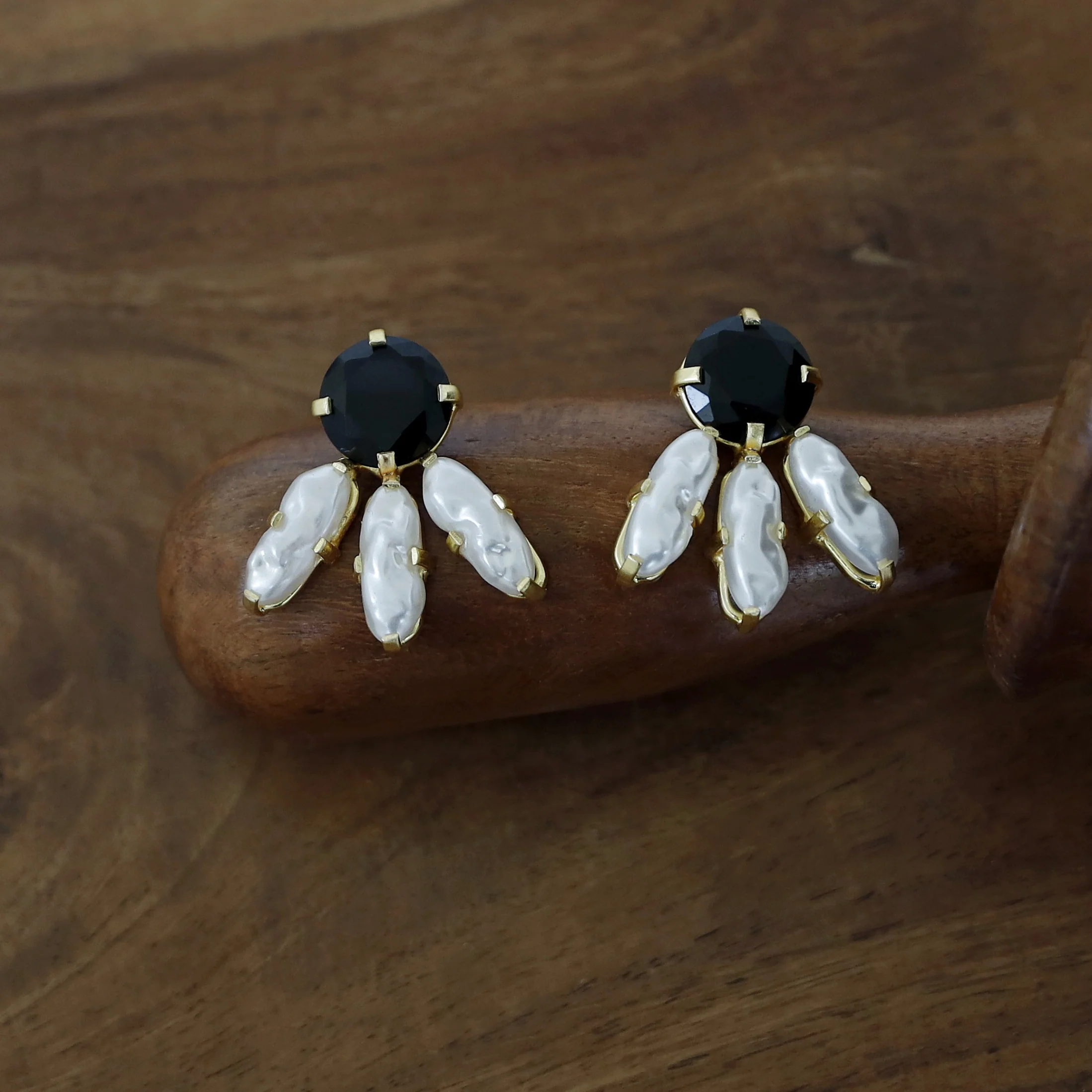 Emery Glossy Circle And Tri Baroque Earring - Image 3