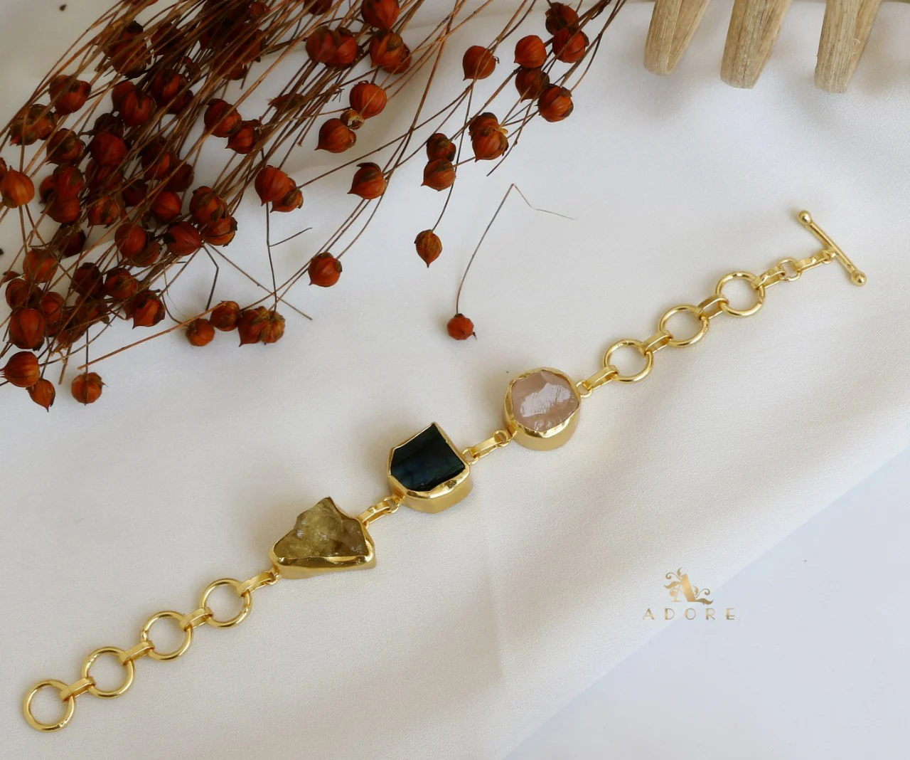 Eminent 3 Stone Bracelet - Image 4