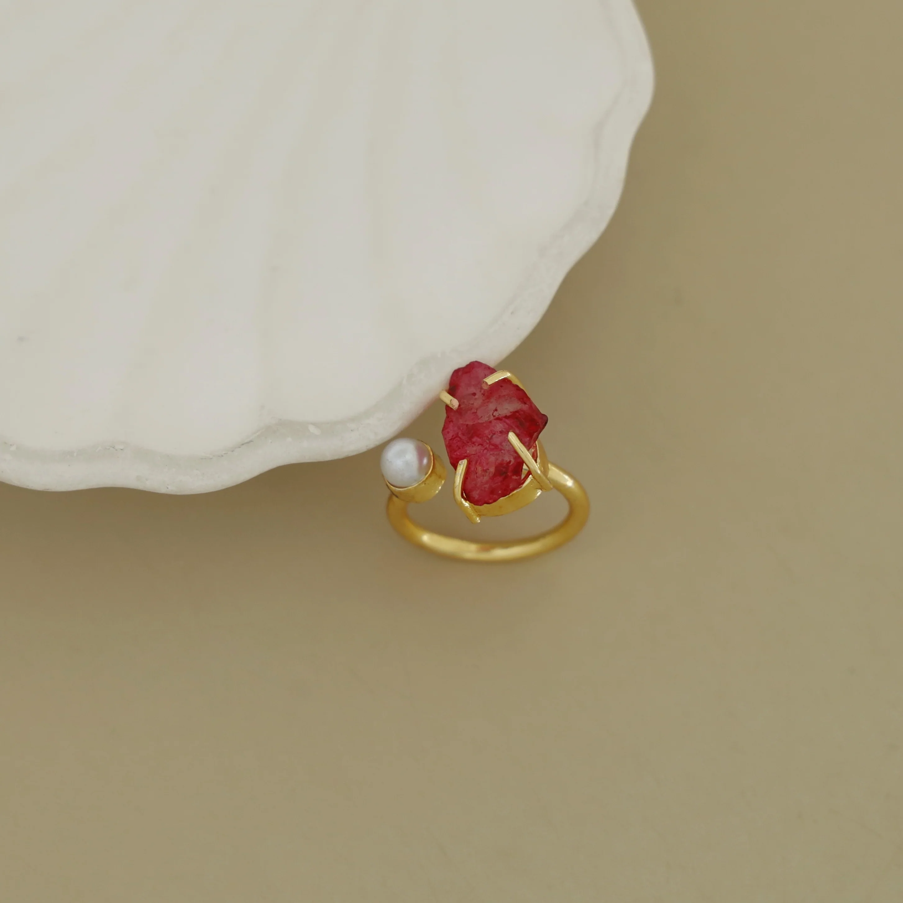 Ena Dyed Stone Plus Mini Pearl Ring - Image 30