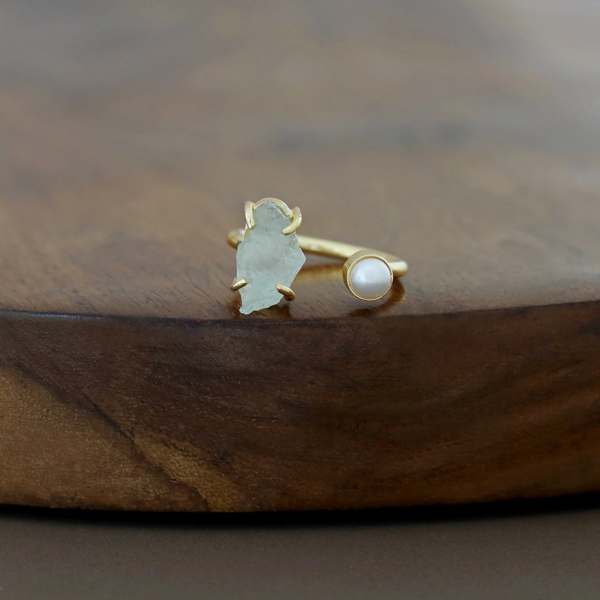 Ena Raw Stone Ring - Image 10