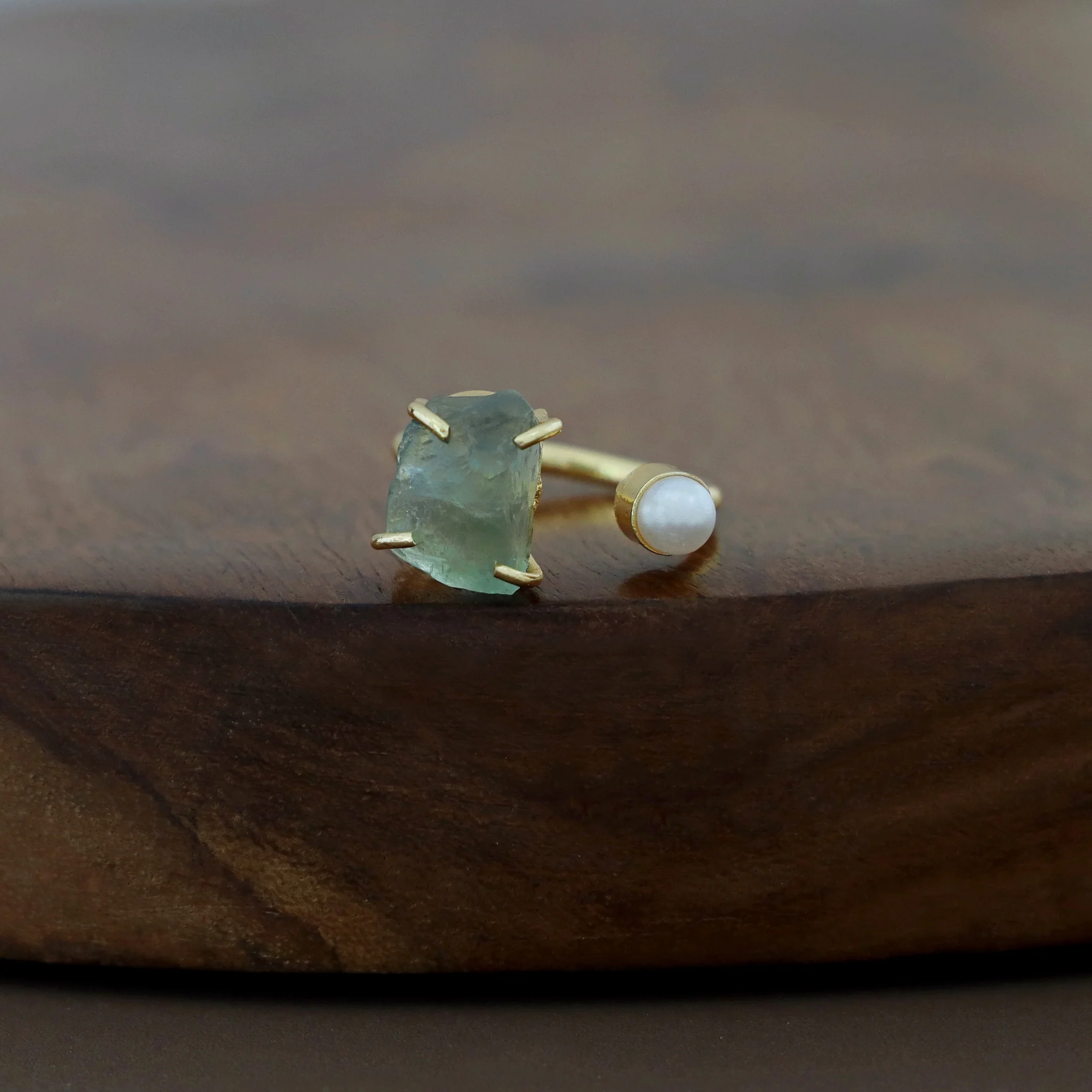 Ena Raw Stone Ring - Image 11