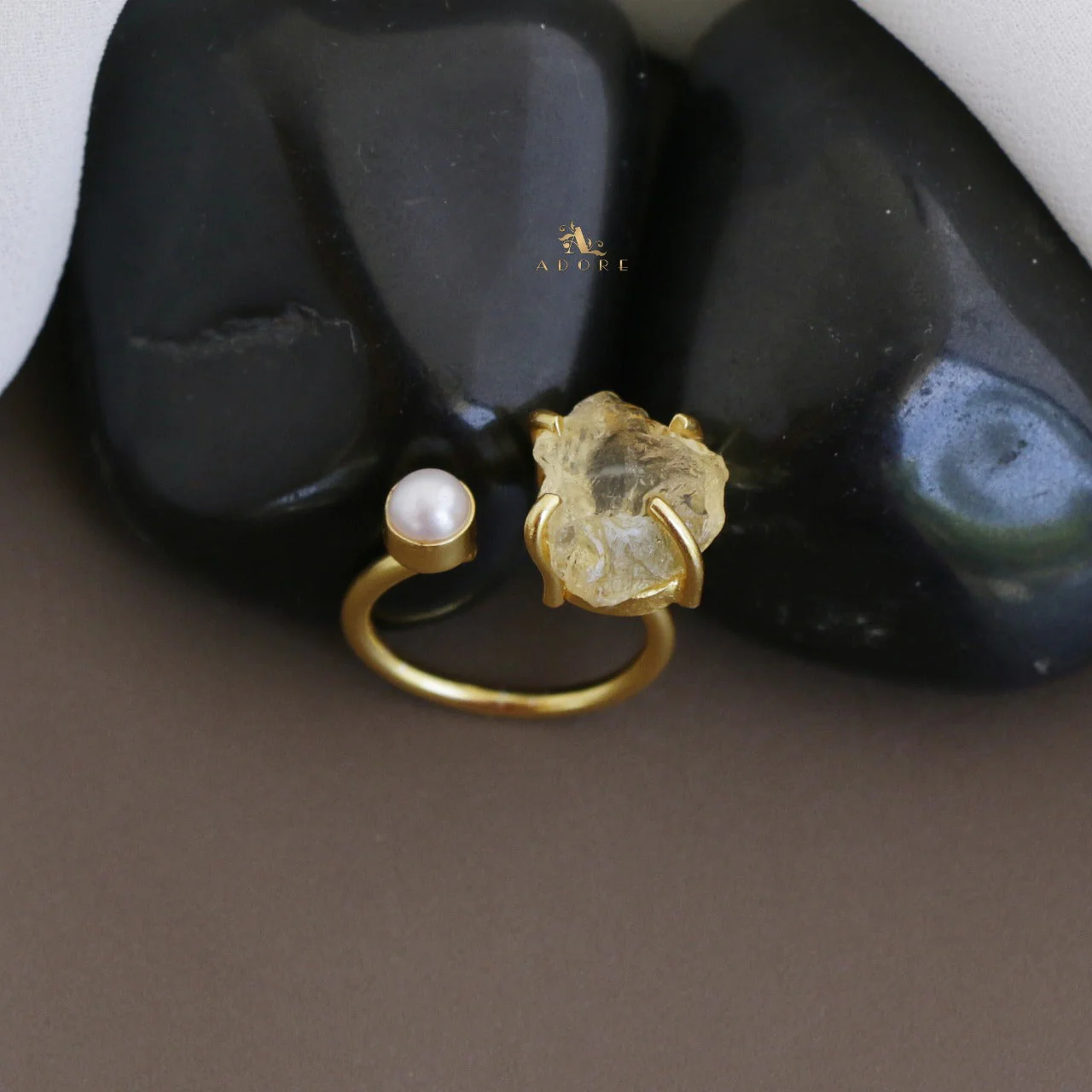 Ena Raw Stone Ring - Image 16