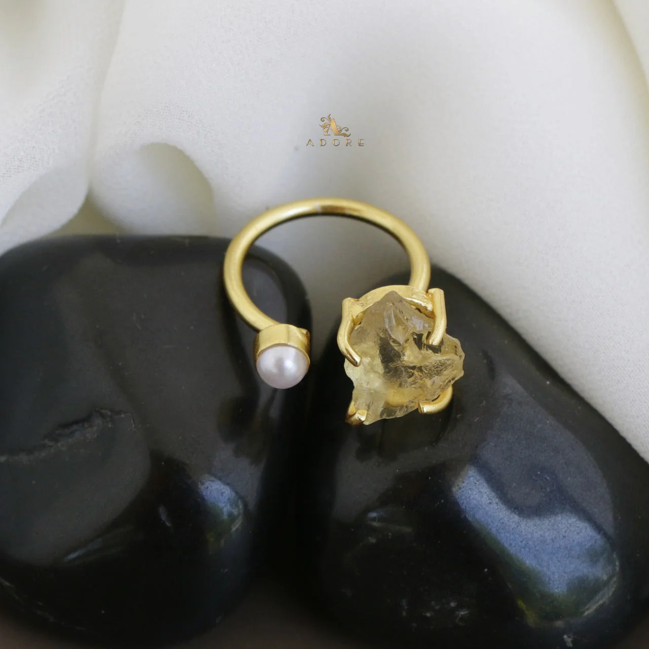 Ena Raw Stone Ring - Image 18