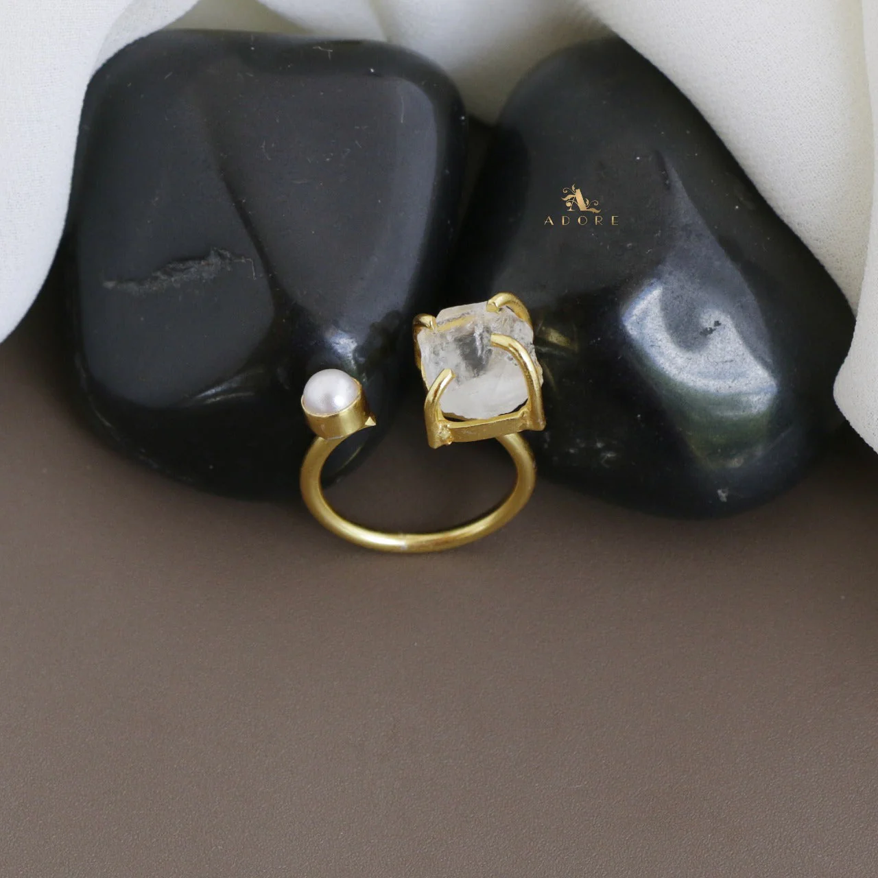 Ena Raw Stone Ring - Image 26